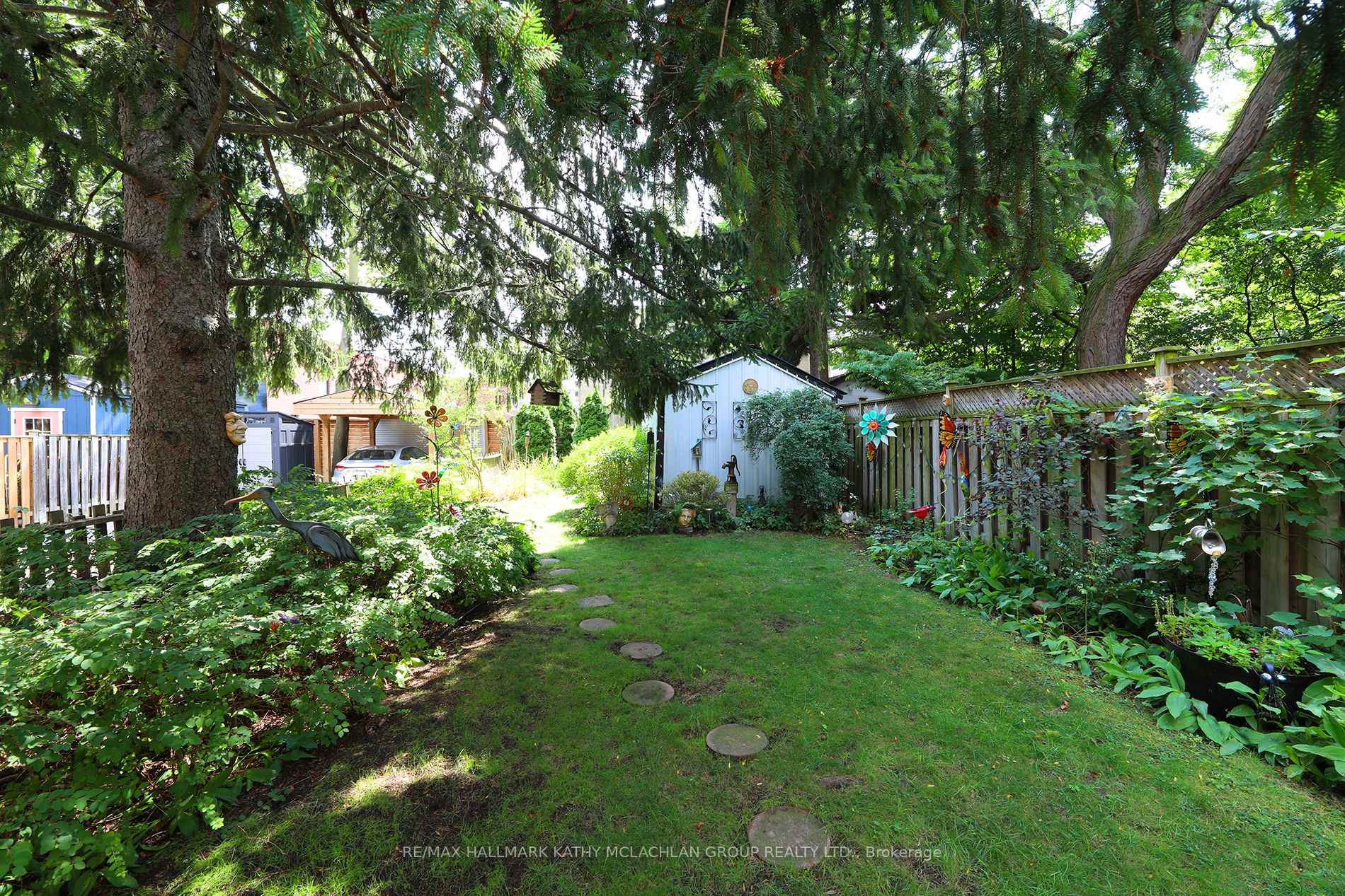 Photo 23 of 149 Donlea Drive, Toronto, Leaside — HOMEH