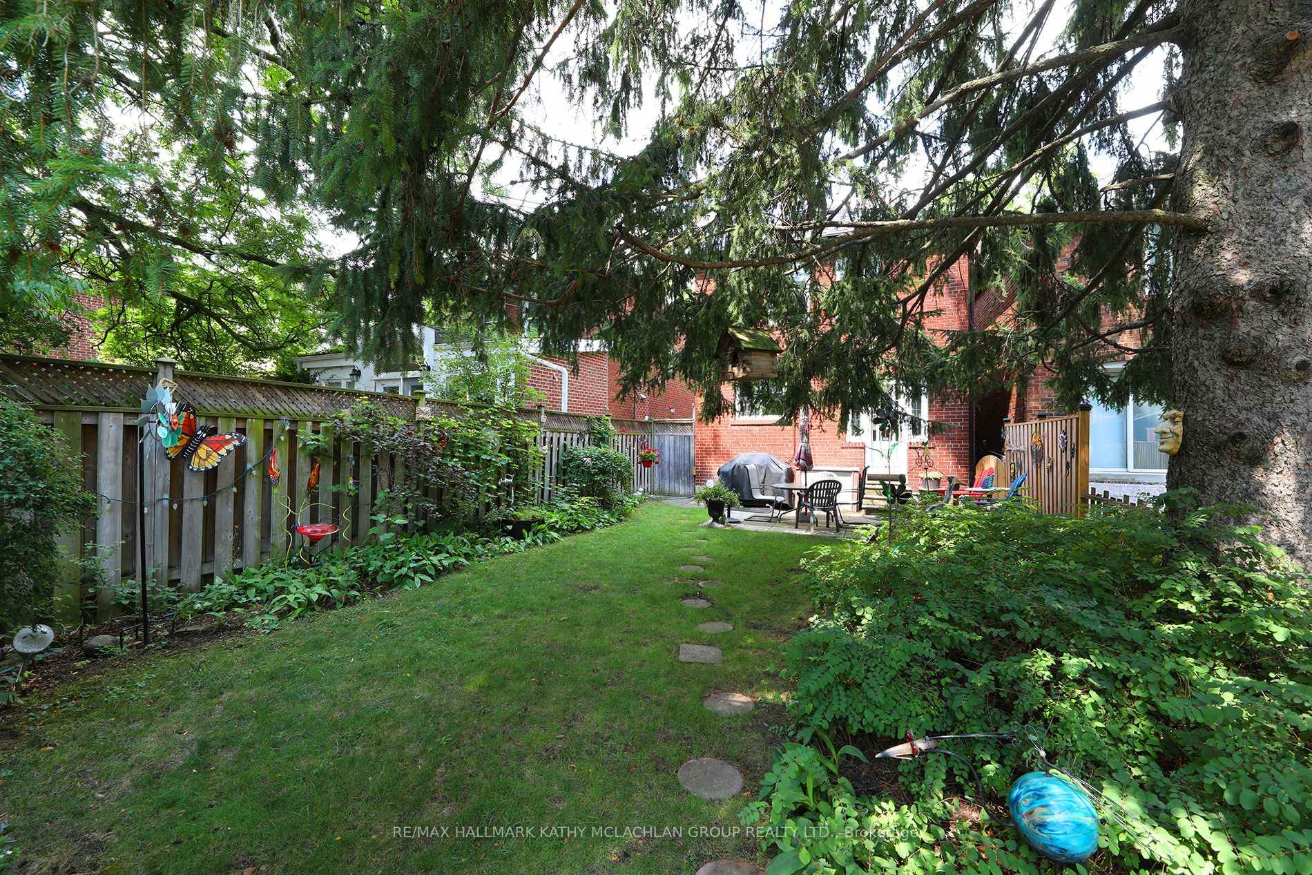 Photo 24 of 149 Donlea Drive, Toronto, Leaside — HOMEH