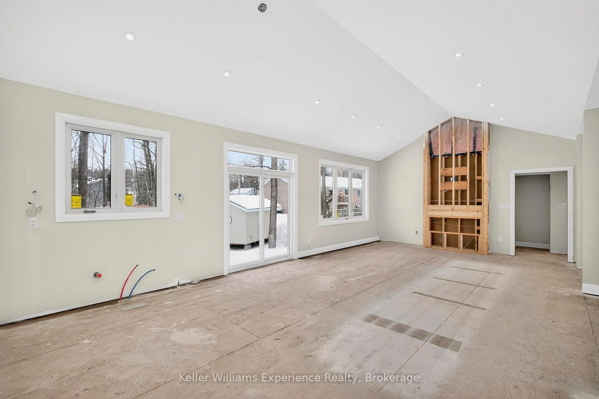 Photo 3 of 62 Rue Vanier, Tiny, Rural Tiny — HOMEH