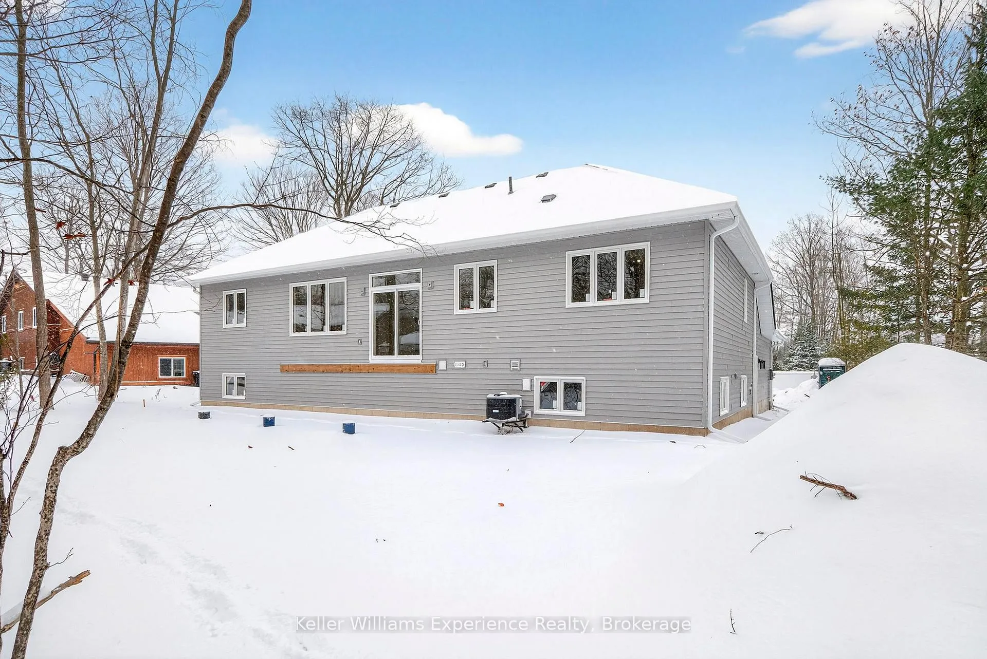 Photo 15 of 62 Rue Vanier, Tiny, Rural Tiny — HOMEH