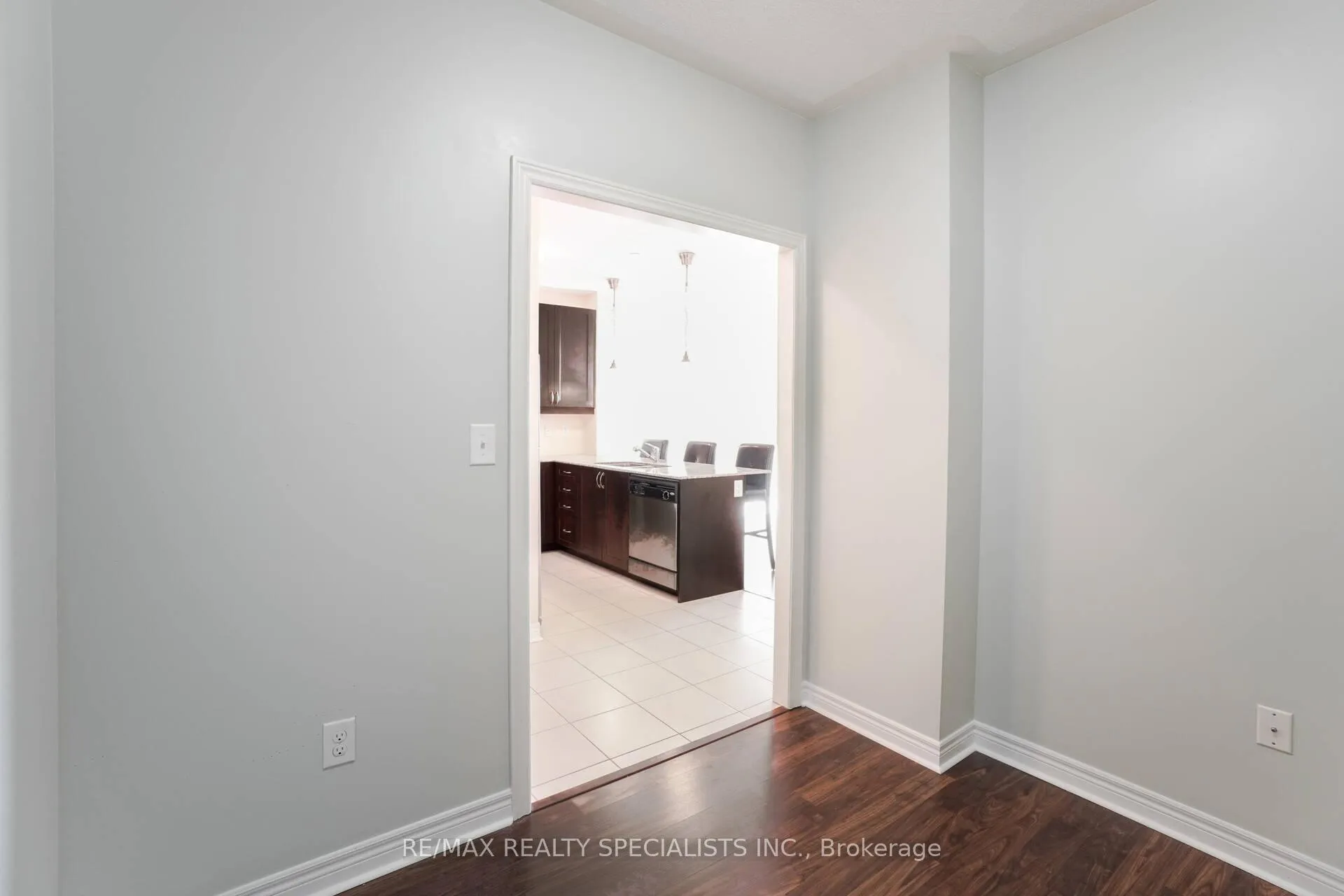 Photo 8 of Unit 617, 383 Main Street, Milton, Old Milton — HOMEH