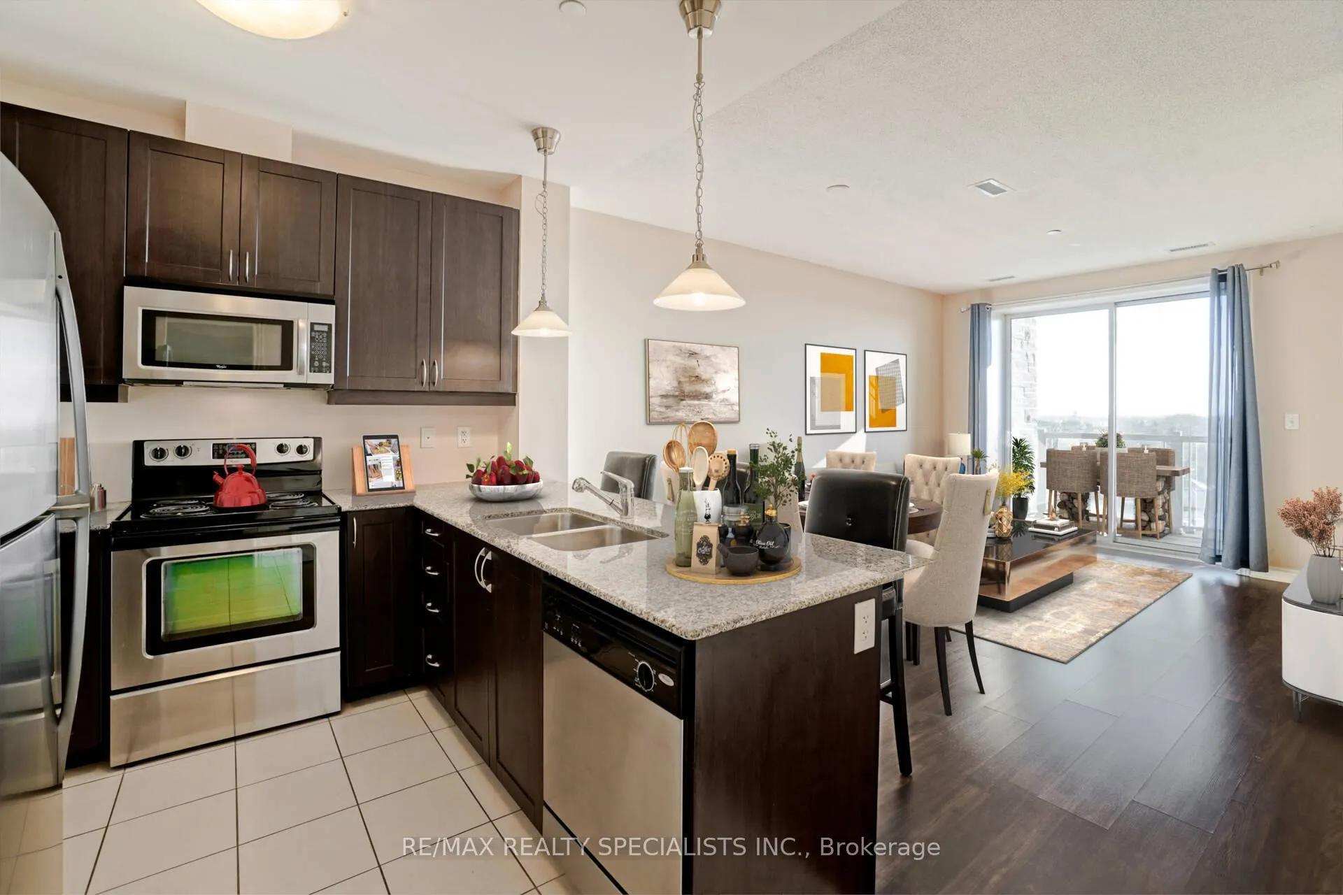 Photo 12 of Unit 617, 383 Main Street, Milton, Old Milton — HOMEH