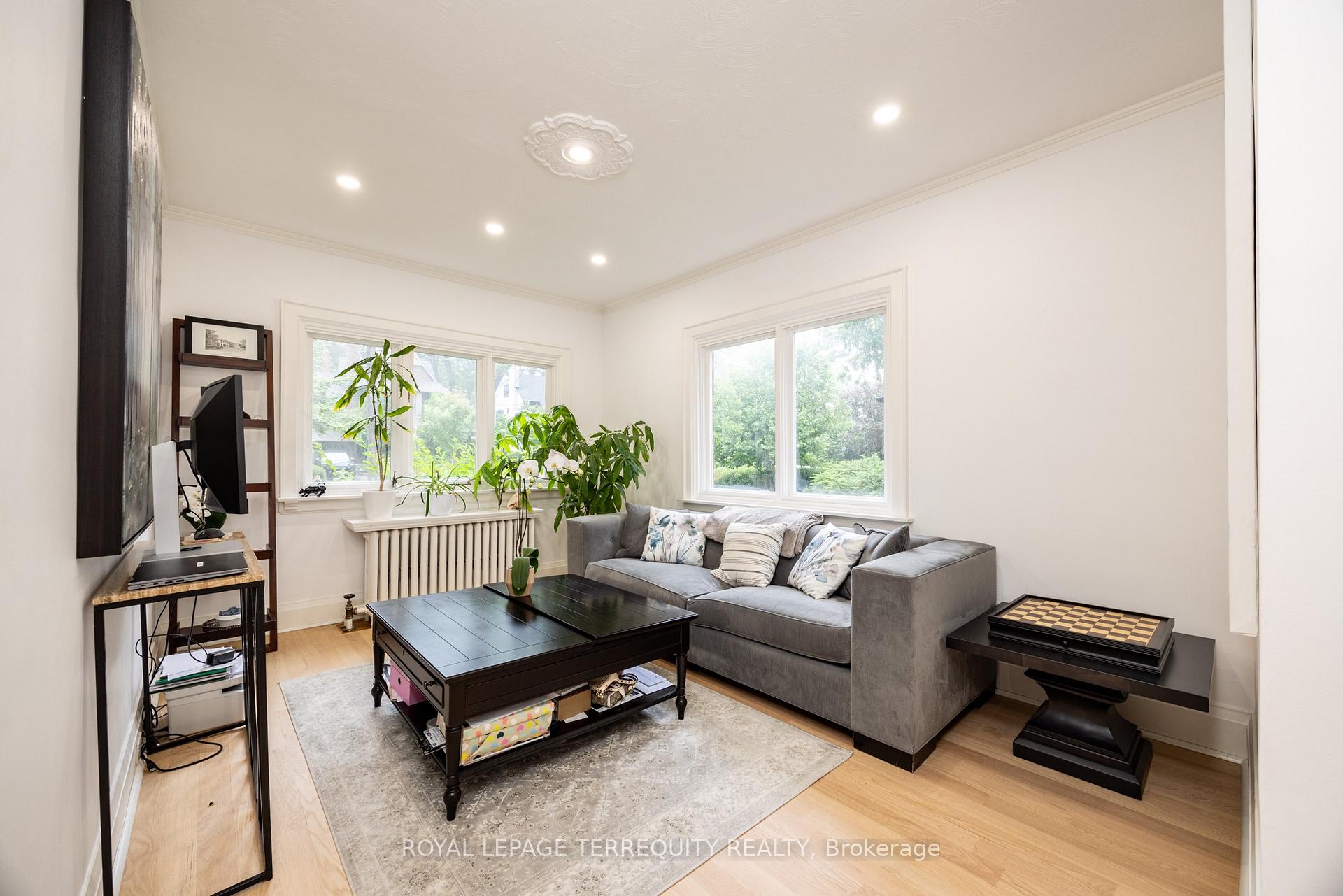 Photo 3 of 173 Glenrose Avenue, Toronto, Rosedale-Moore Park — HOMEH