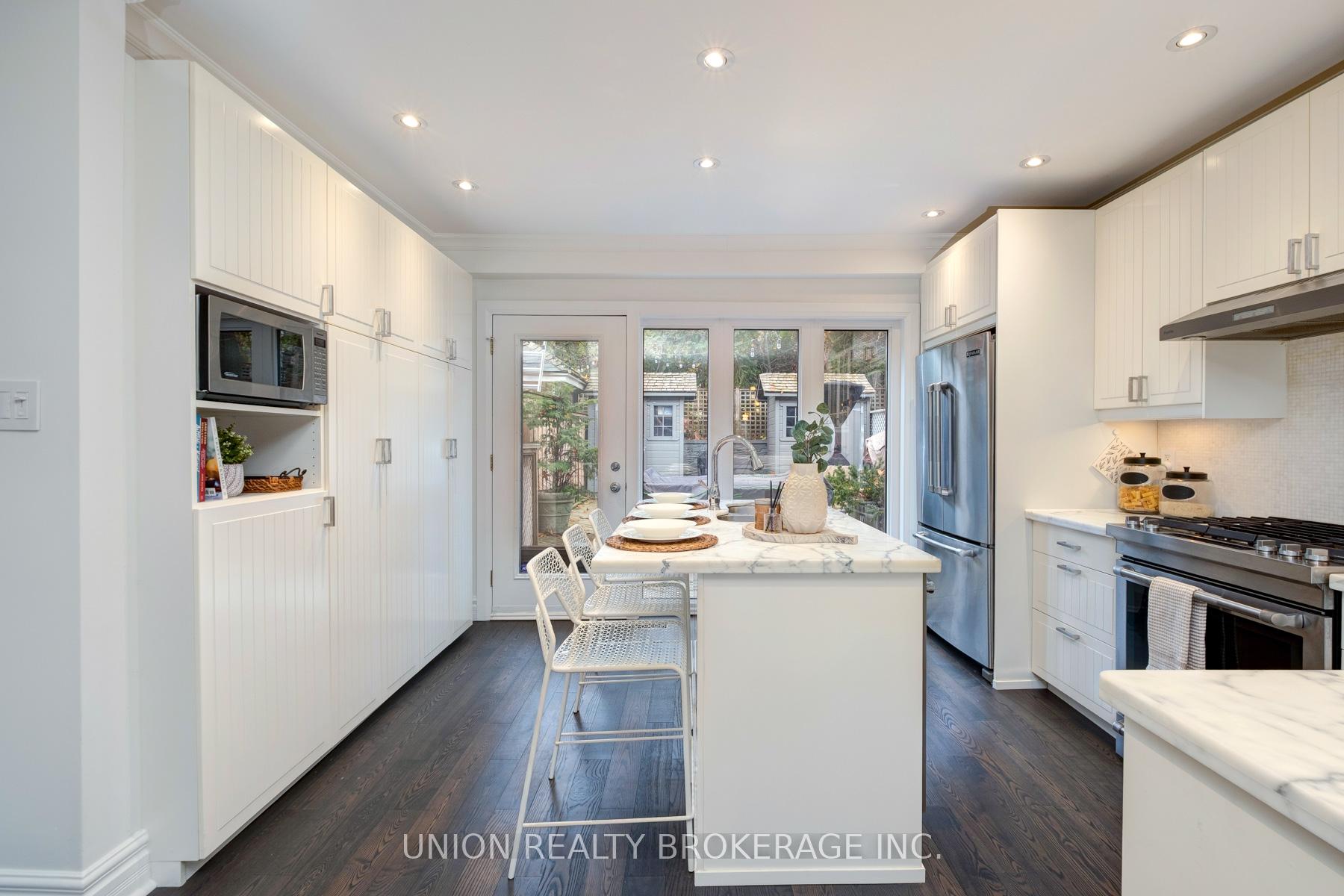 Photo 7 of 54 Willow Avenue, Toronto, The Beaches — HOMEH