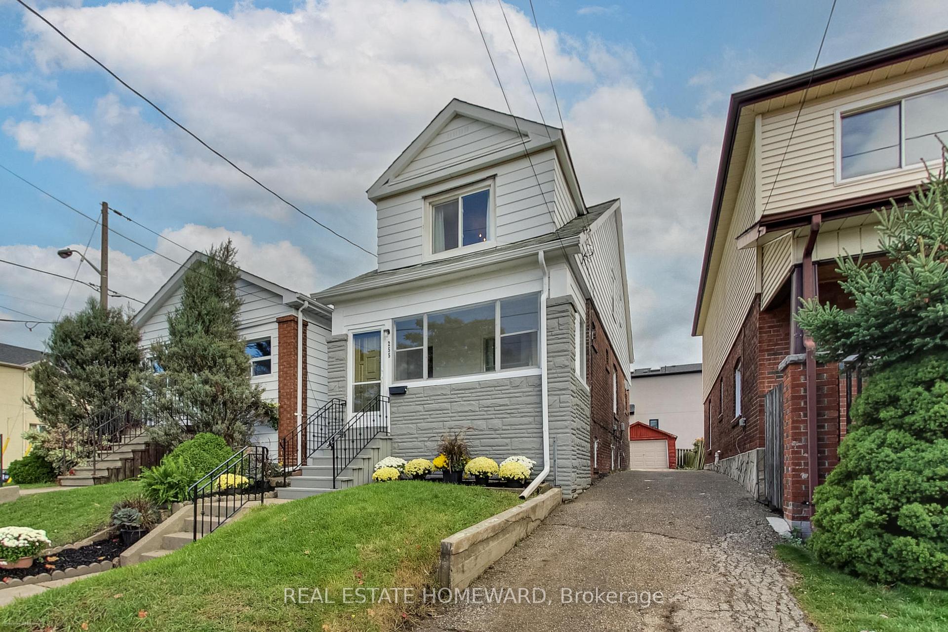 Front of 255 Westlake Avenue