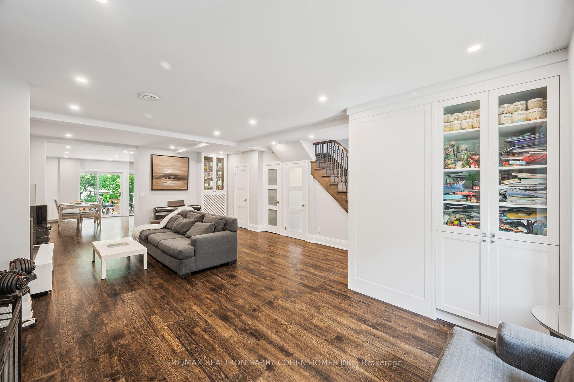 Photo 4 of 163 Rumsey Road, Toronto, Leaside — HOMEH