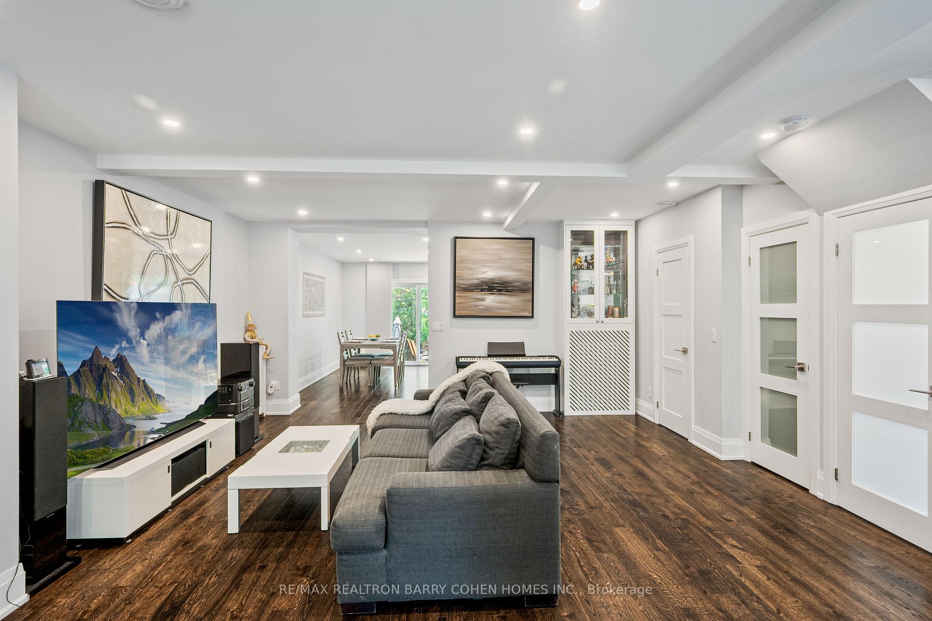 Photo 9 of 163 Rumsey Road, Toronto, Leaside — HOMEH