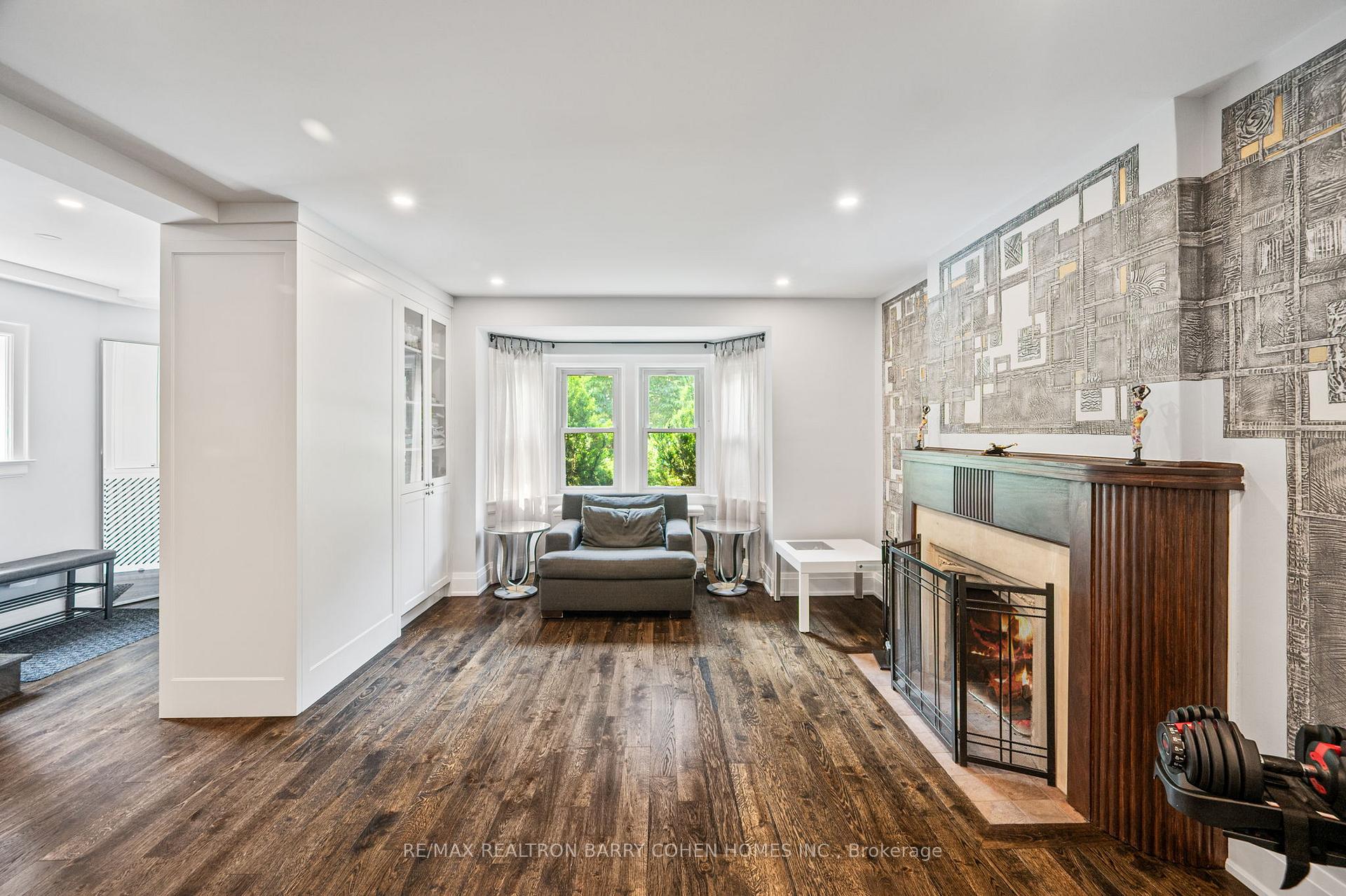 Photo 11 of 163 Rumsey Road, Toronto, Leaside — HOMEH