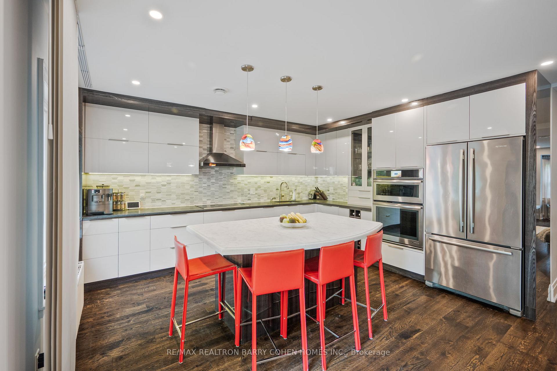 Photo 19 of 163 Rumsey Road, Toronto, Leaside — HOMEH