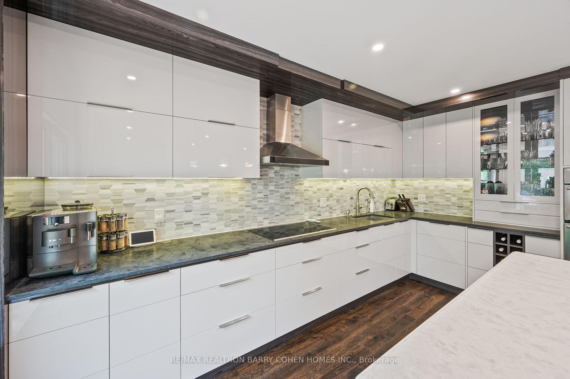 Photo 20 of 163 Rumsey Road, Toronto, Leaside — HOMEH
