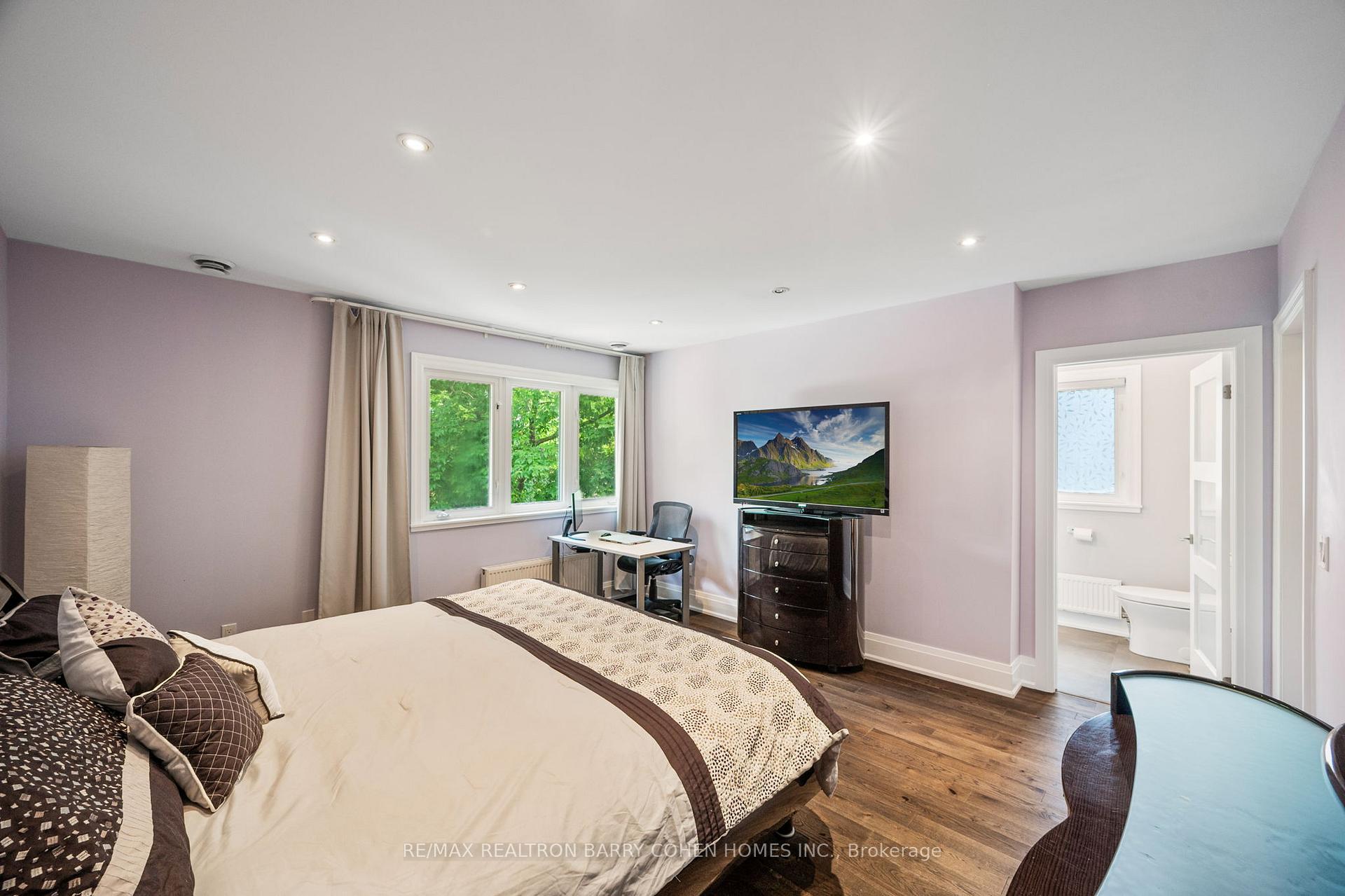 Photo 32 of 163 Rumsey Road, Toronto, Leaside — HOMEH