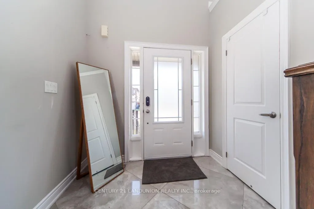 Photo 6 of 70 Prairie Creek Crescent, Brampton, Bram West — HOMEH