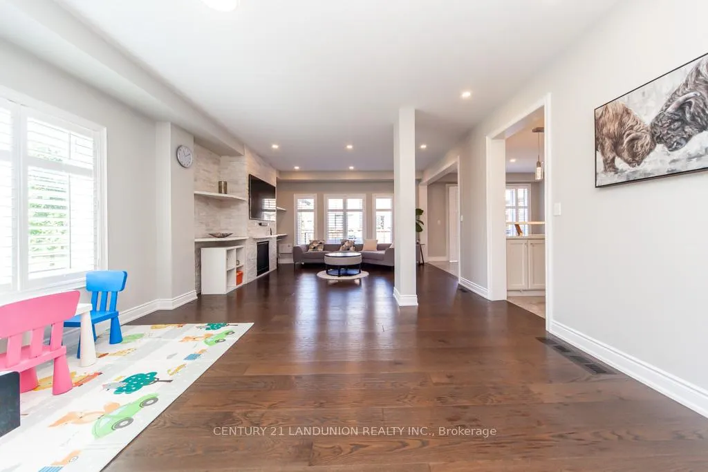 Photo 7 of 70 Prairie Creek Crescent, Brampton, Bram West — HOMEH