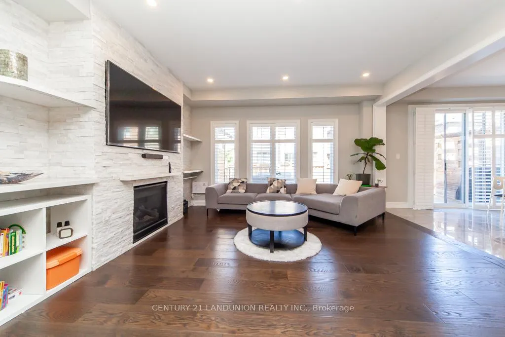 Photo 8 of 70 Prairie Creek Crescent, Brampton, Bram West — HOMEH