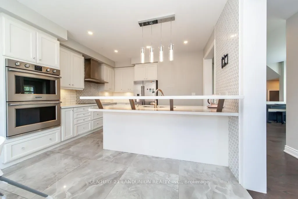 Photo 16 of 70 Prairie Creek Crescent, Brampton, Bram West — HOMEH