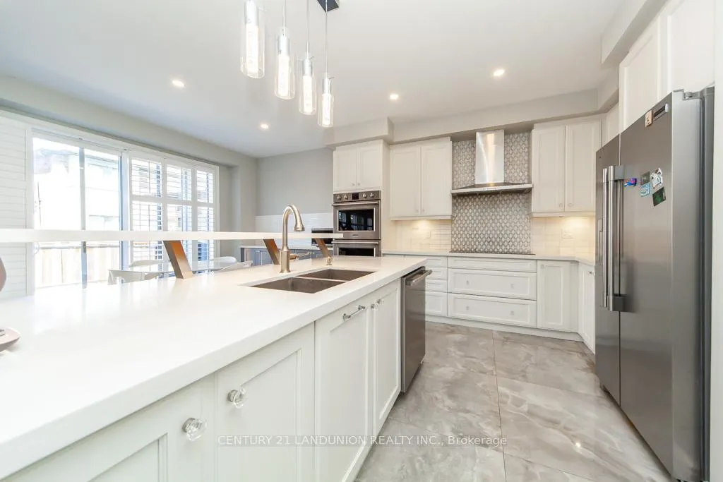 Photo 19 of 70 Prairie Creek Crescent, Brampton, Bram West — HOMEH