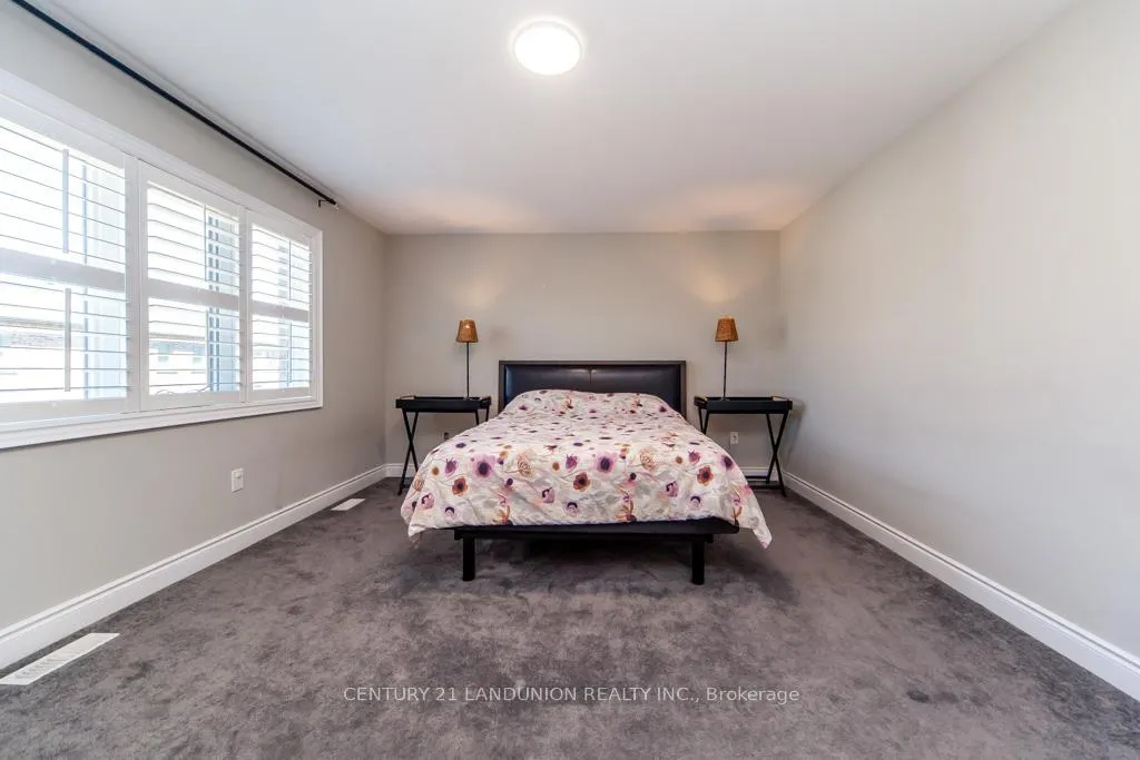 Photo 27 of 70 Prairie Creek Crescent, Brampton, Bram West — HOMEH