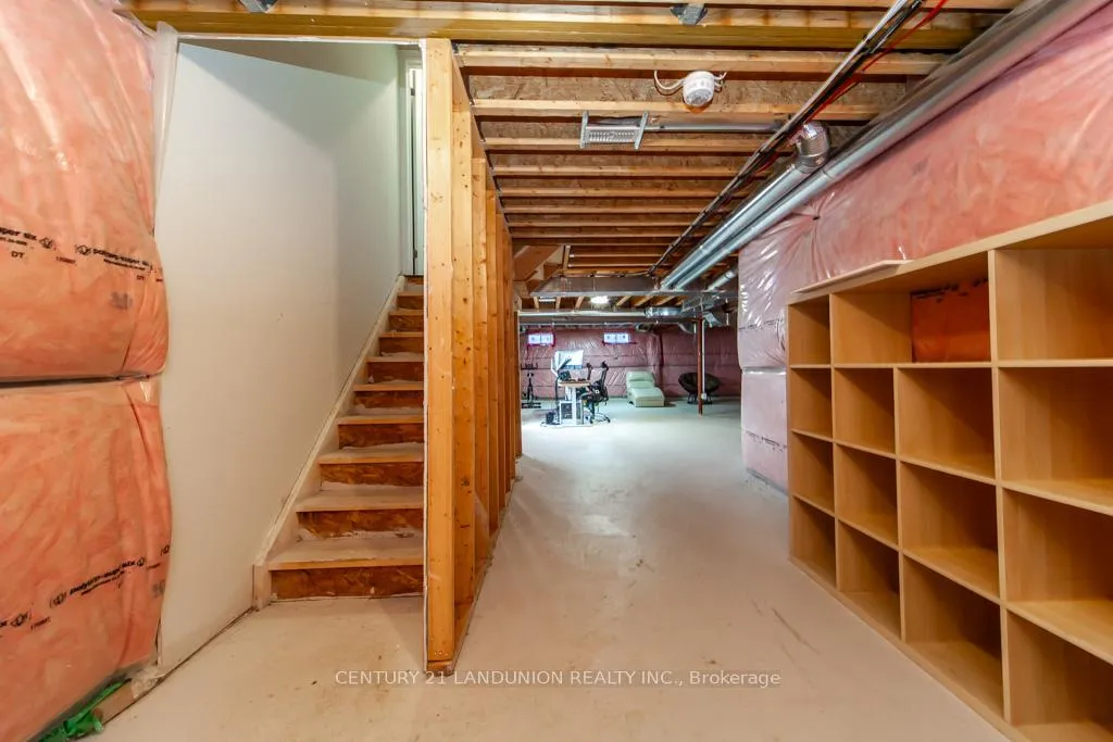 Photo 42 of 70 Prairie Creek Crescent, Brampton, Bram West — HOMEH