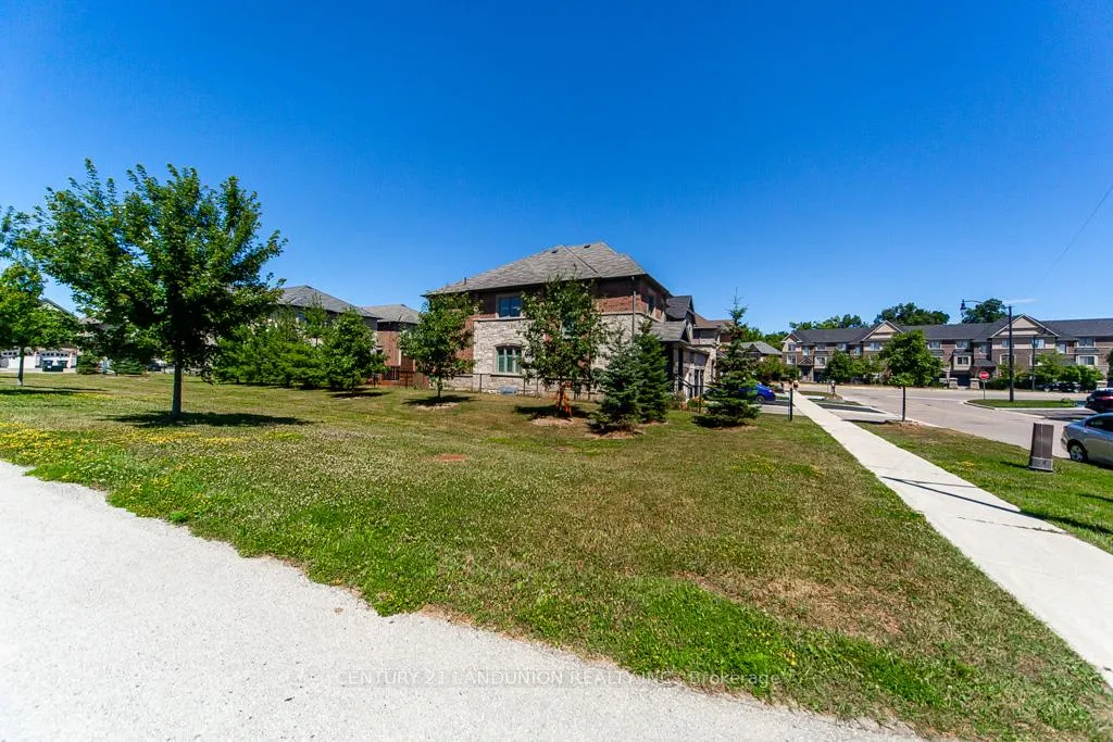 Photo 45 of 70 Prairie Creek Crescent, Brampton, Bram West — HOMEH