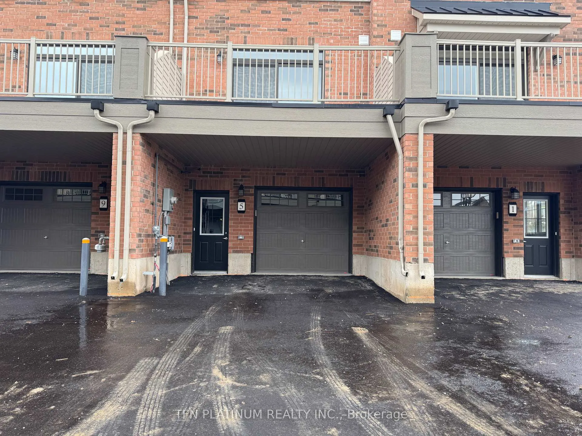 Photo 2 of 5 Lilac Lane, Thorold, Hurricane/Merrittville — HOMEH