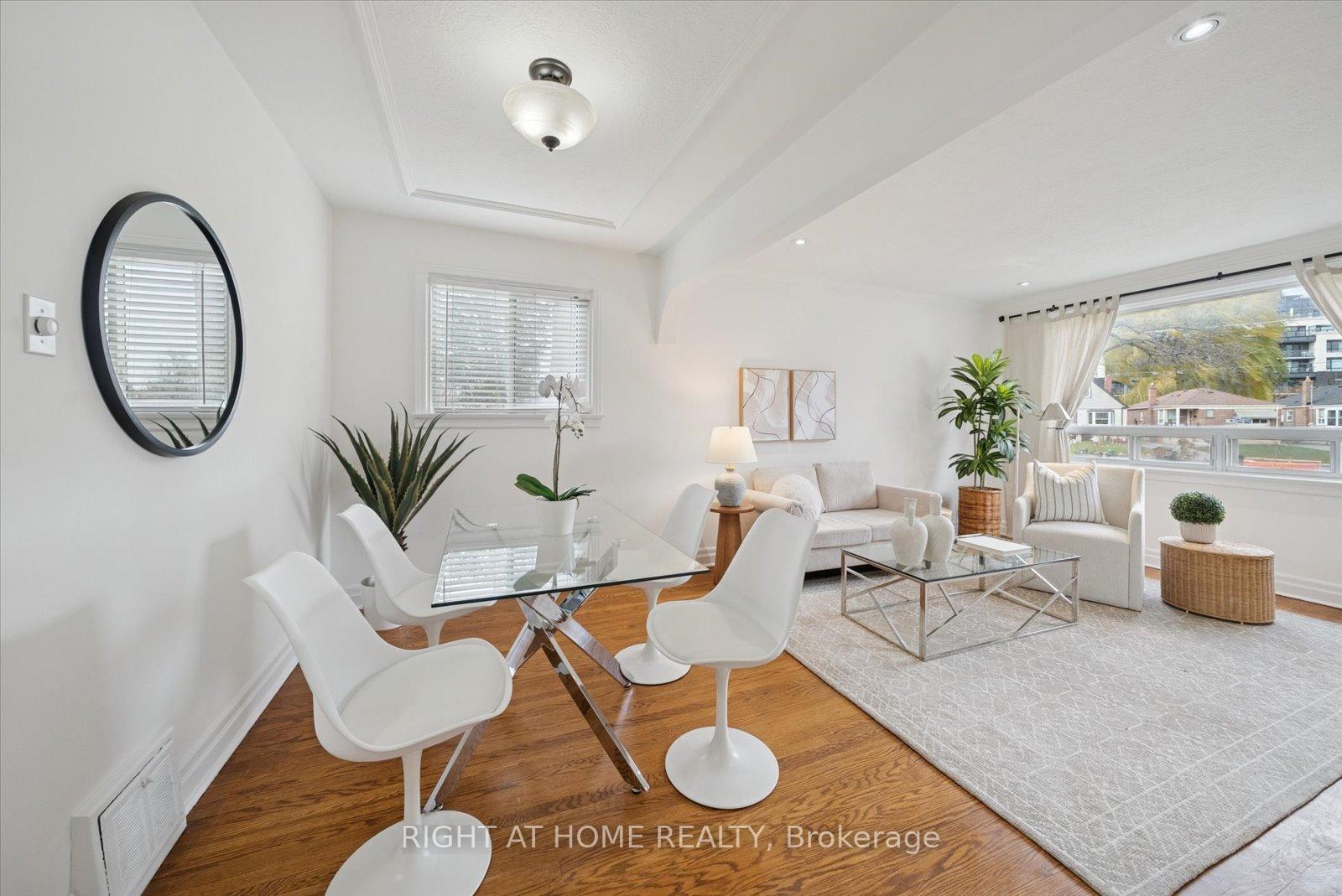 Photo 5 of 17 Yardley Avenue, Toronto, O'Connor-Parkview — HOMEH