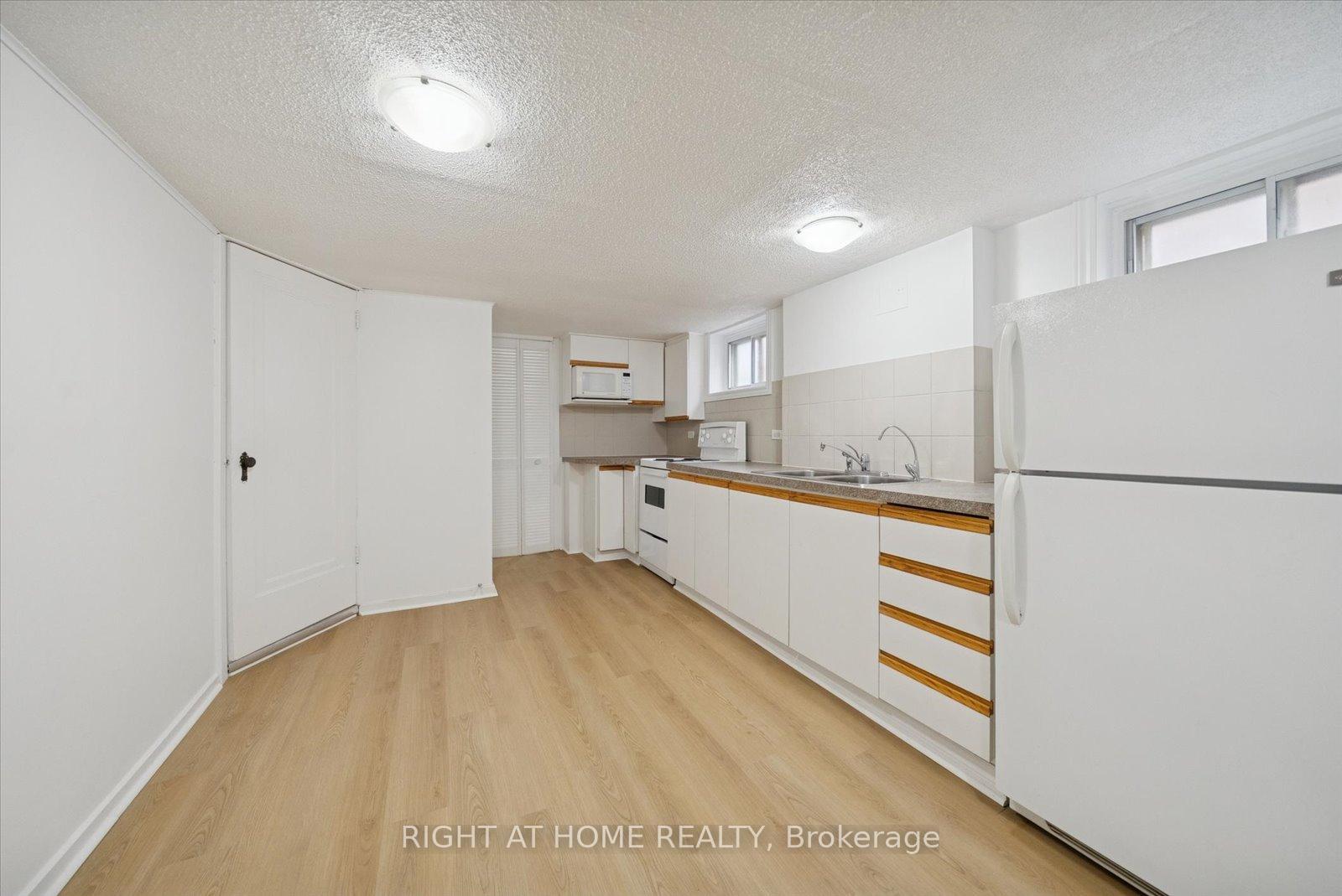 Photo 16 of 17 Yardley Avenue, Toronto, O'Connor-Parkview — HOMEH