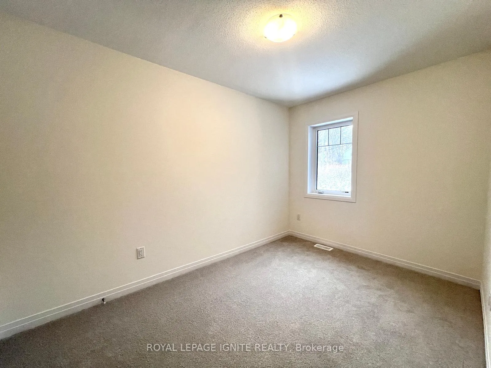 Photo 27 of 524 Hudson Crescent, Midland — HOMEH
