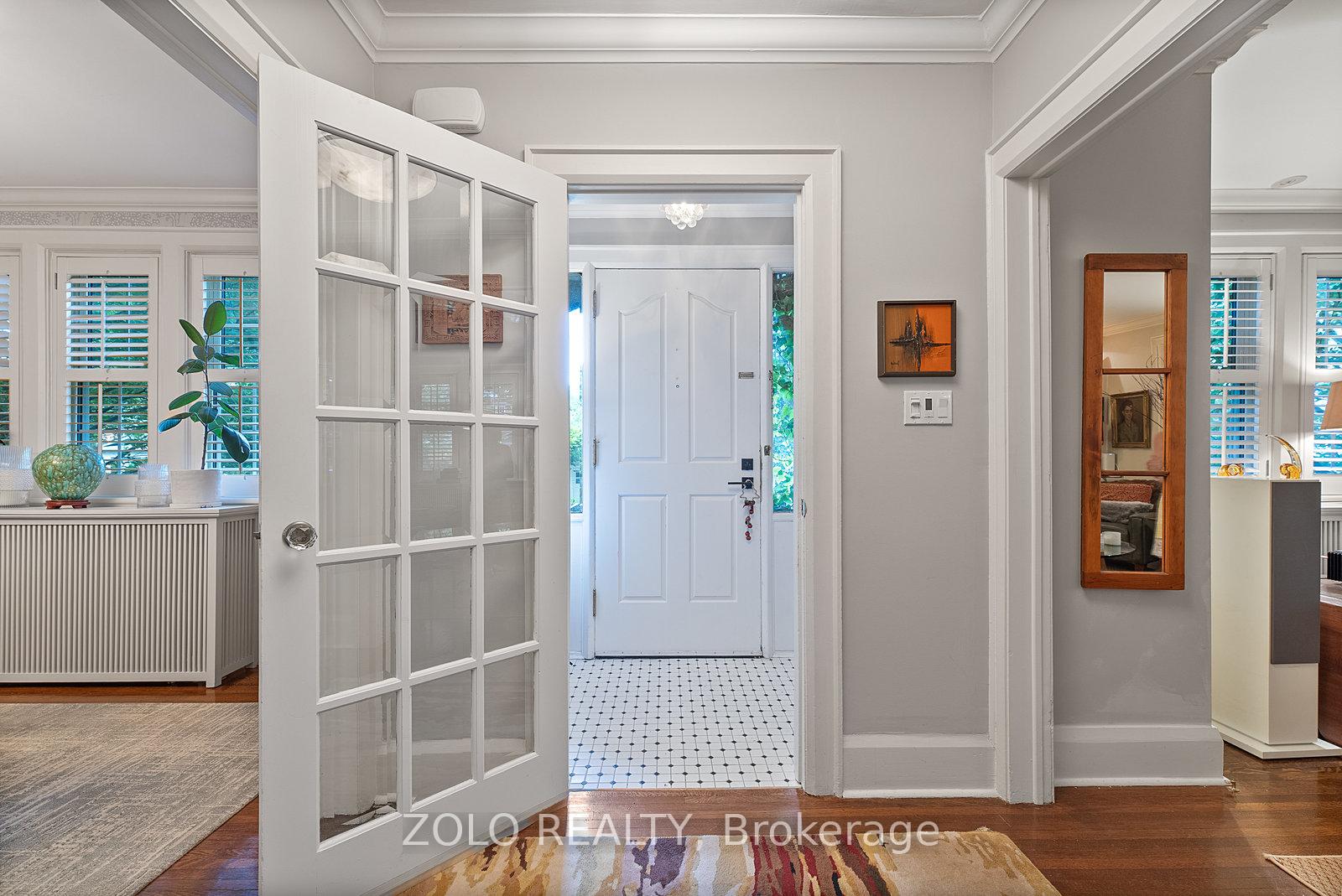 Photo 4 of 129 Clifton Road, Toronto, Rosedale-Moore Park — HOMEH