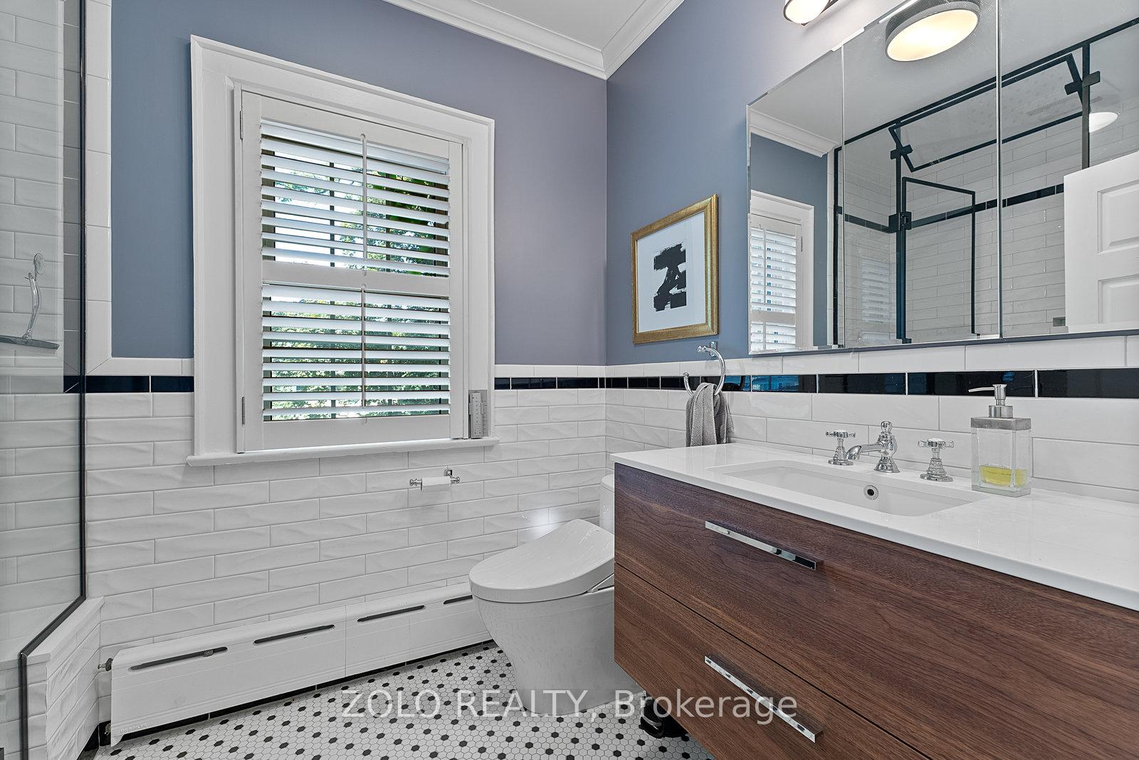 Photo 40 of 129 Clifton Road, Toronto, Rosedale-Moore Park — HOMEH