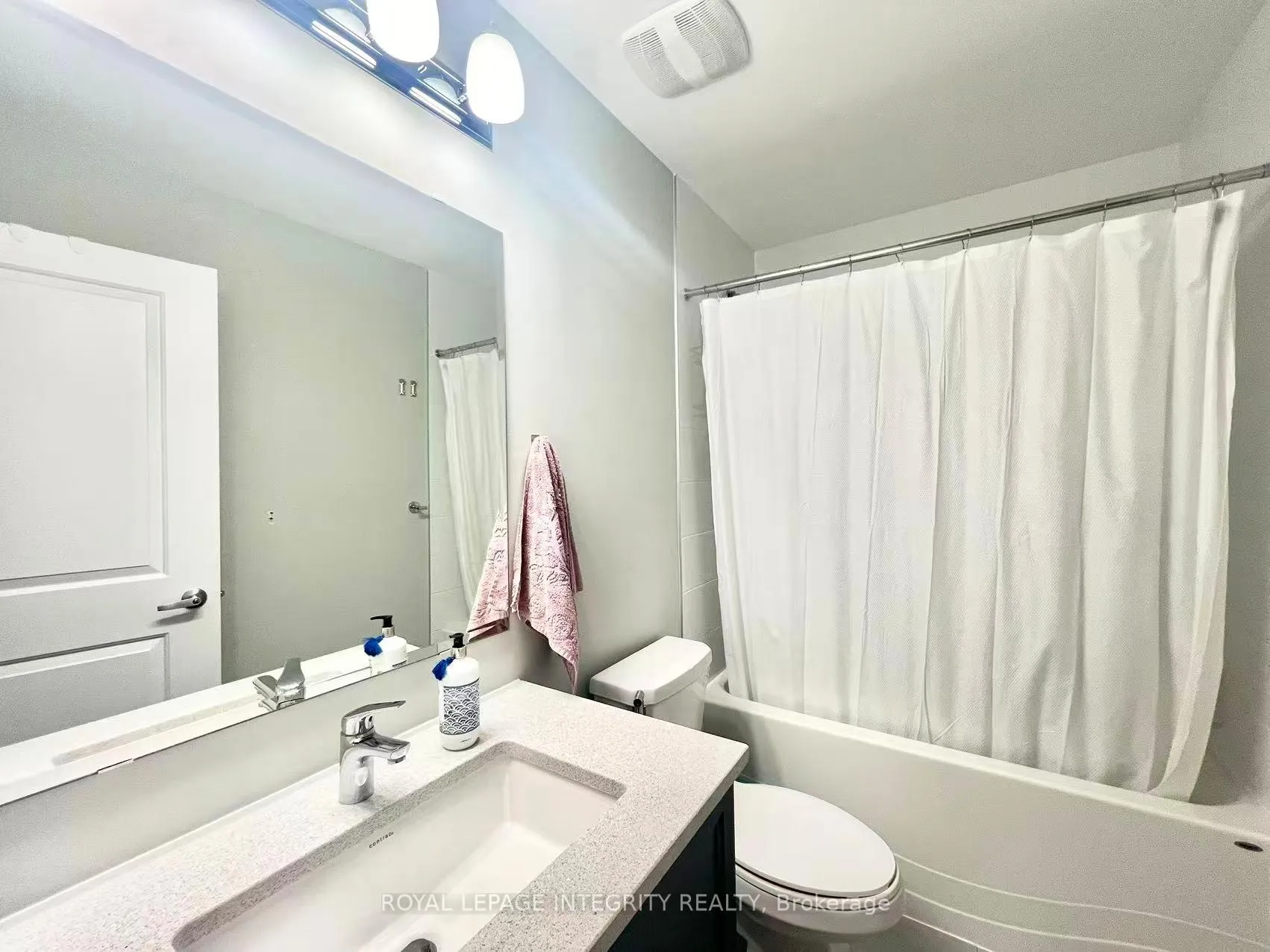 Photo 19 of 1045 Speedvale Court, Ottawa, Kanata - Kanata Lakes/Heritage Hills — HOMEH