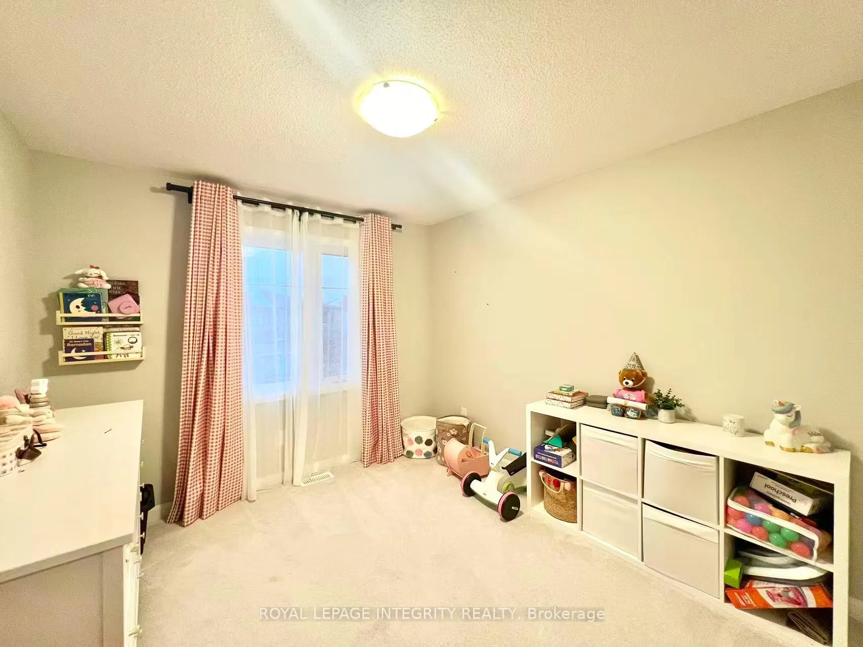 Photo 23 of 1045 Speedvale Court, Ottawa, Kanata - Kanata Lakes/Heritage Hills — HOMEH
