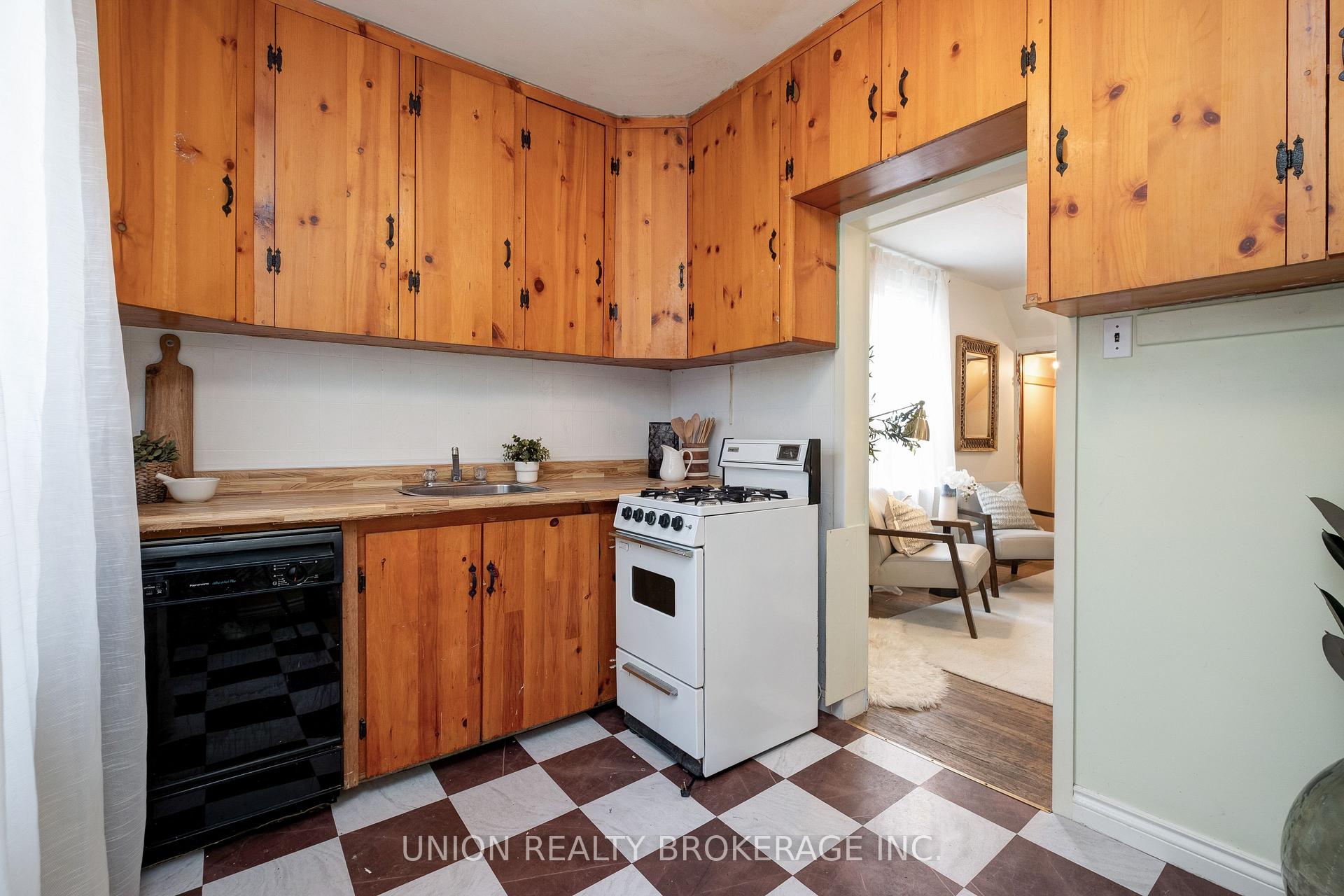 Photo 13 of 82 Shudell Avenue, Toronto, Blake-Jones — HOMEH