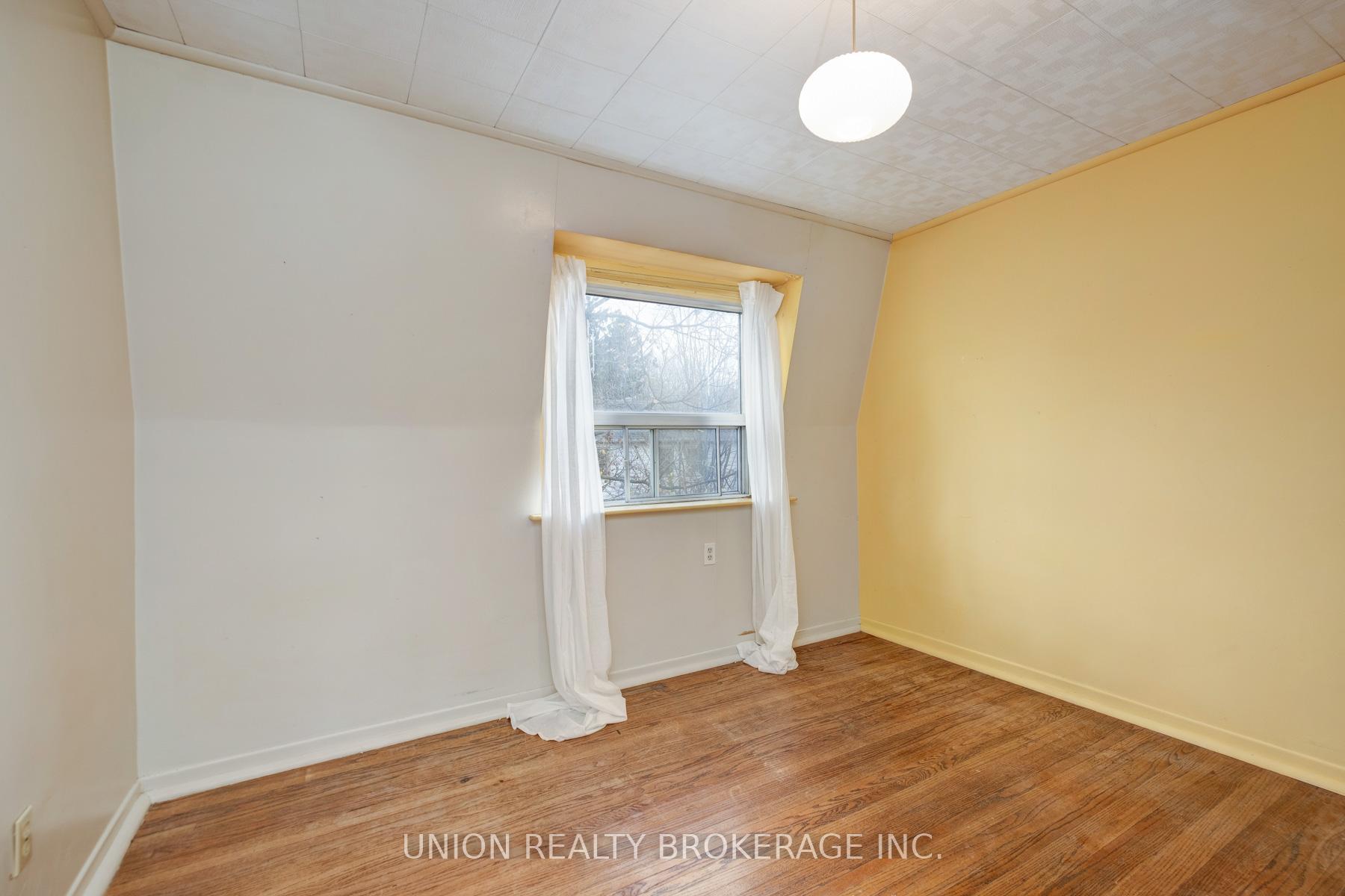 Photo 18 of 82 Shudell Avenue, Toronto, Blake-Jones — HOMEH