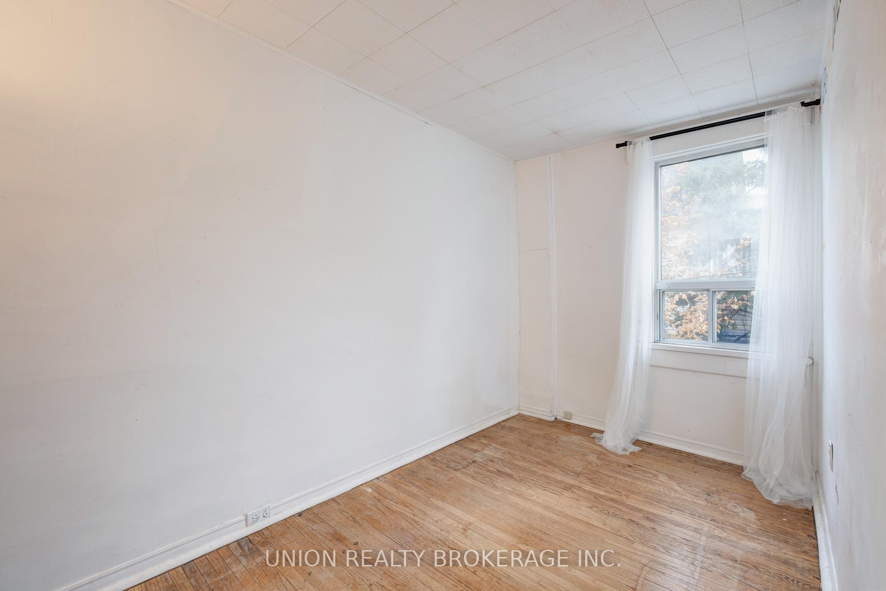 Photo 19 of 82 Shudell Avenue, Toronto, Blake-Jones — HOMEH