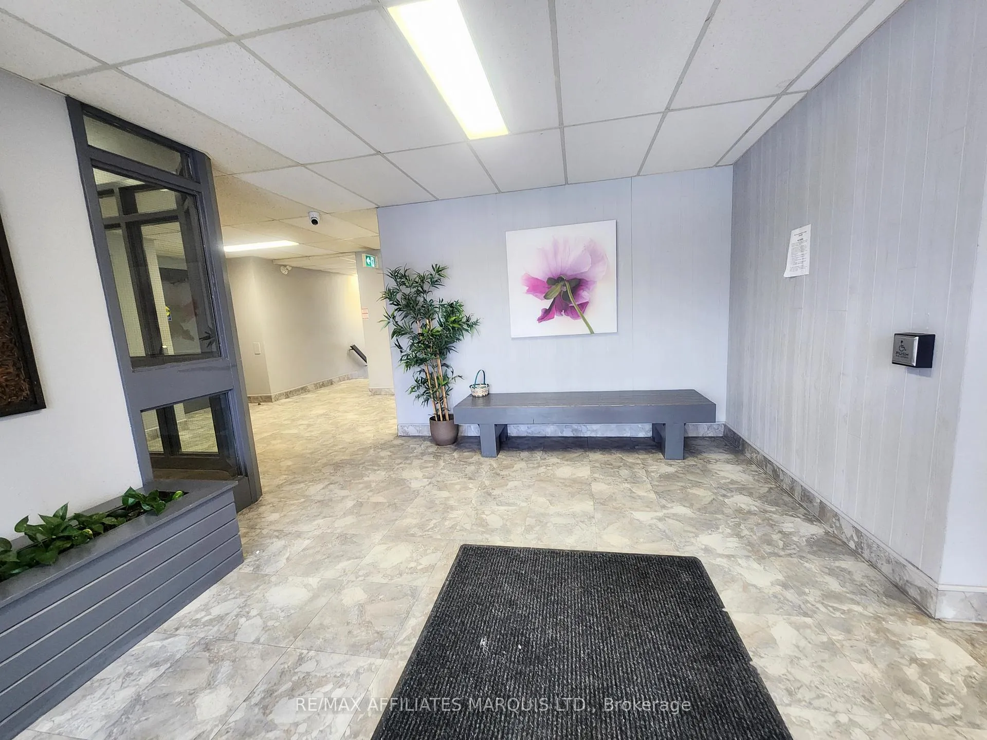 Photo 3 of Unit 409, 845 Kyle Court, Brockville — HOMEH