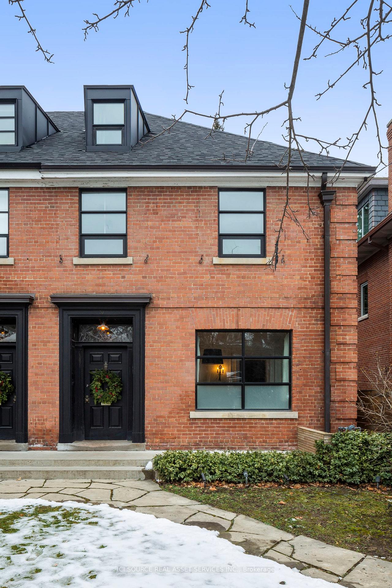 Front of 70 Crescent Road