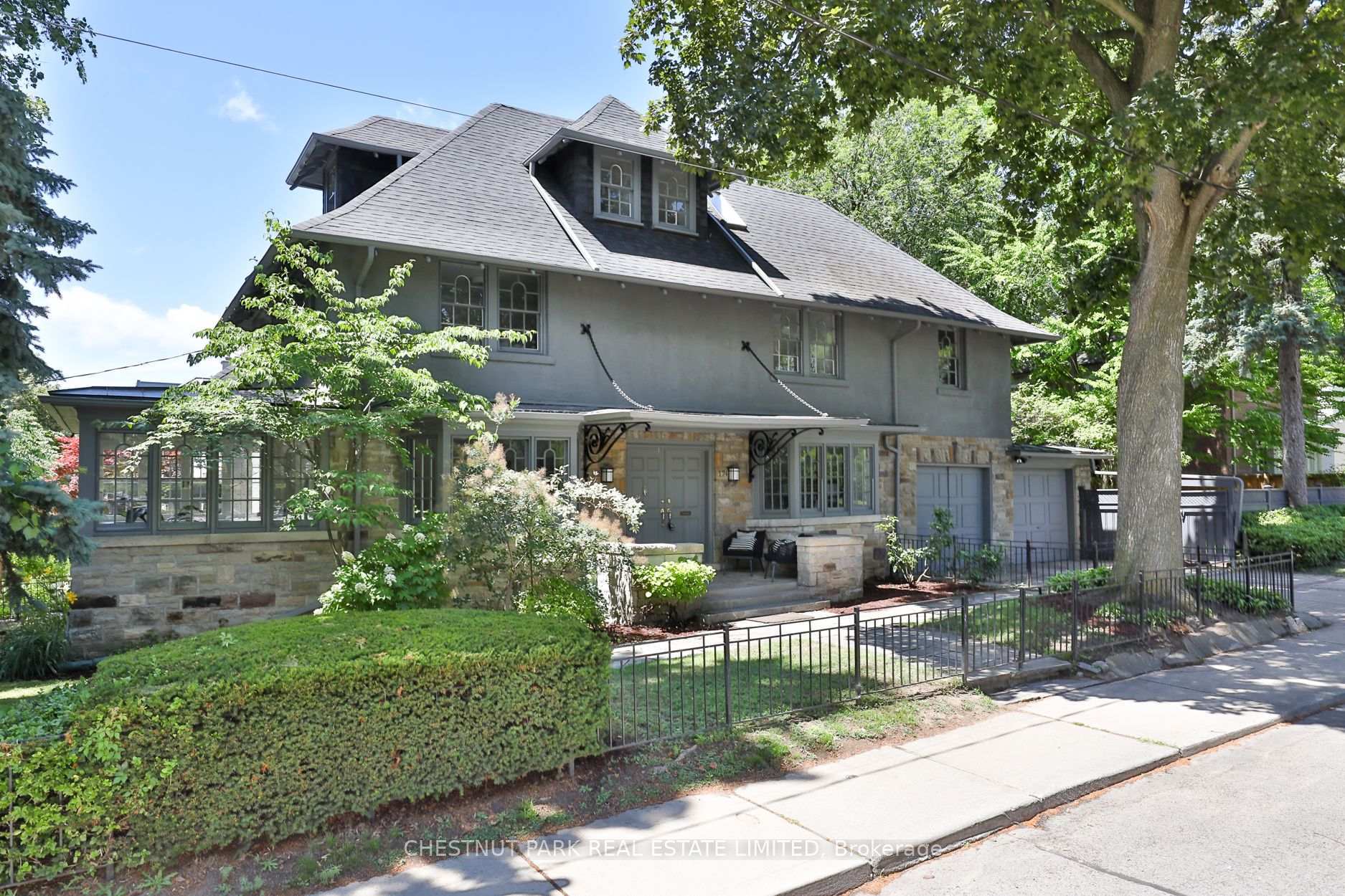 Photo 1 of 174 Rosedale Heights Drive, Toronto, Rosedale-Moore Park — HOMEH