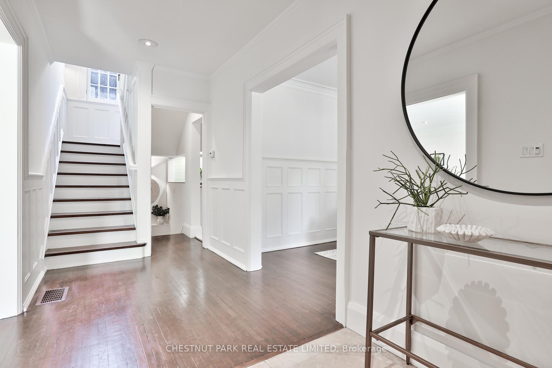 Photo 4 of 174 Rosedale Heights Drive, Toronto, Rosedale-Moore Park — HOMEH