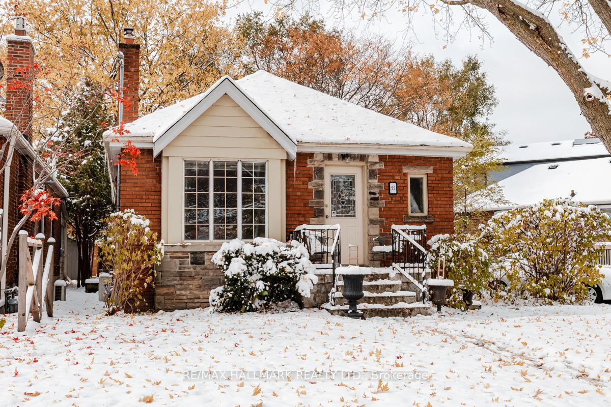 Front of 22 Airley Crescent