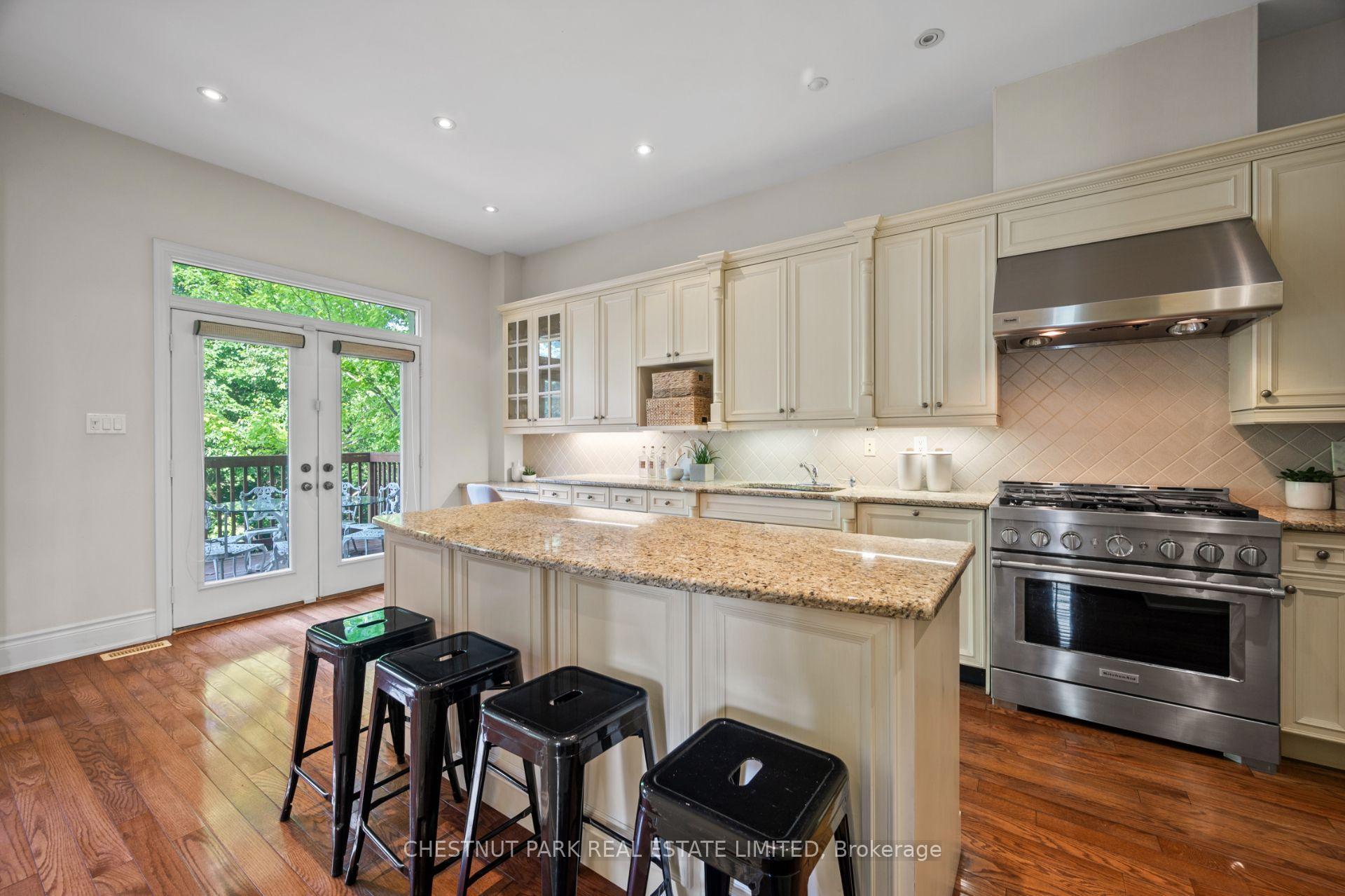 Photo 11 of 8 True Davidson Drive, Toronto, Leaside — HOMEH