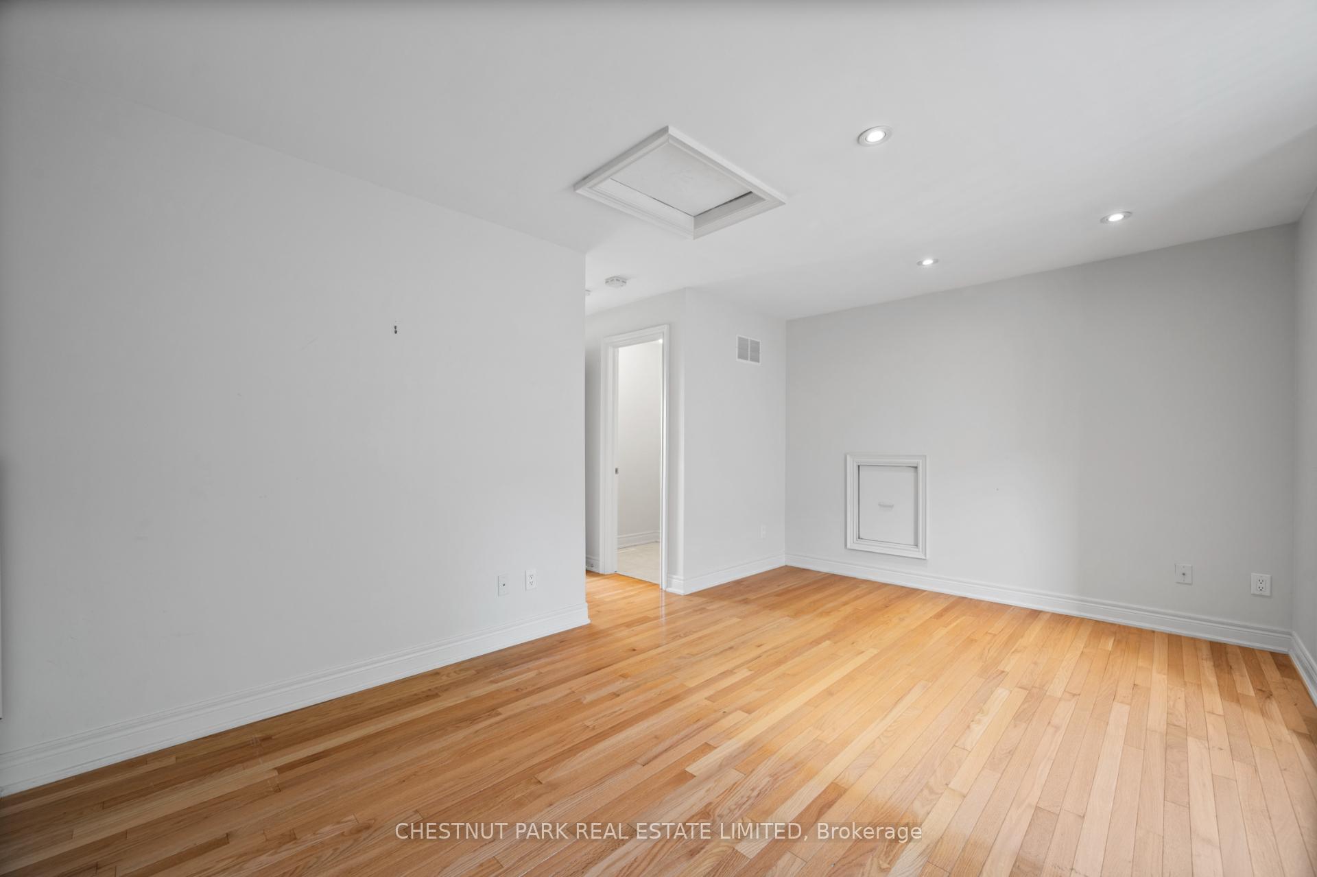 Photo 30 of 8 True Davidson Drive, Toronto, Leaside — HOMEH