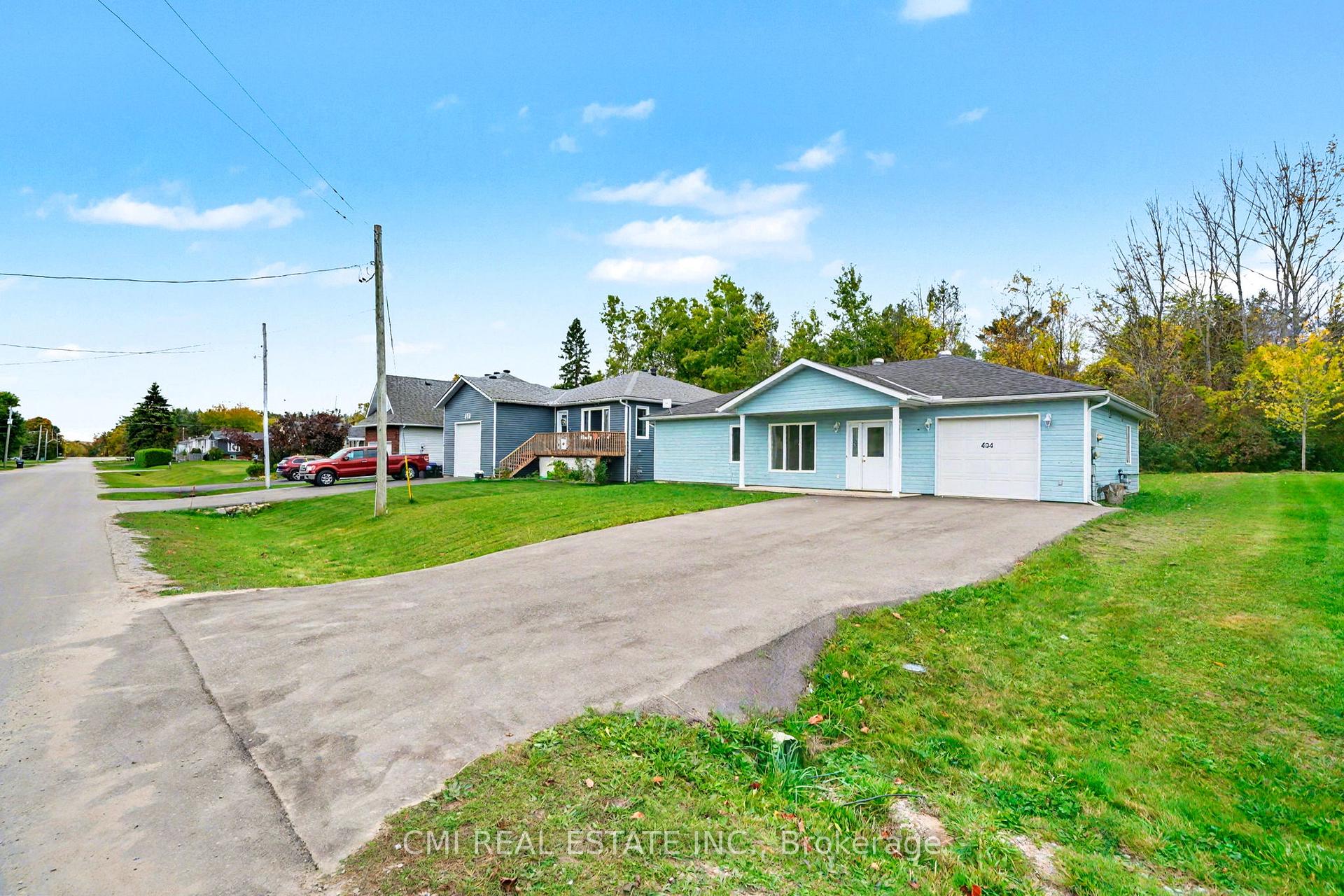 Photo 3 of 484 7th Avenue, Tay, Port McNicoll — HOMEH