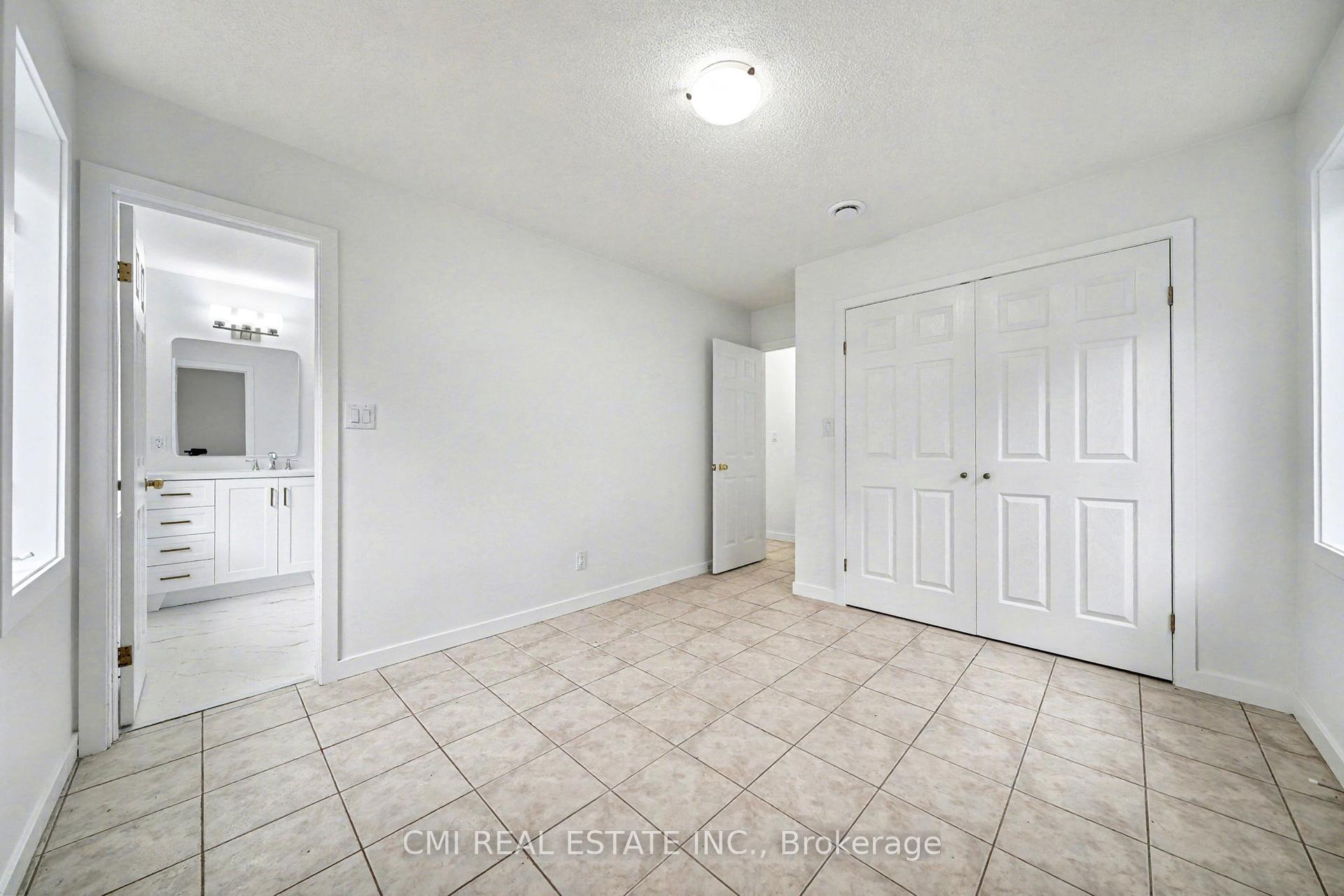 Photo 13 of 484 7th Avenue, Tay, Port McNicoll — HOMEH