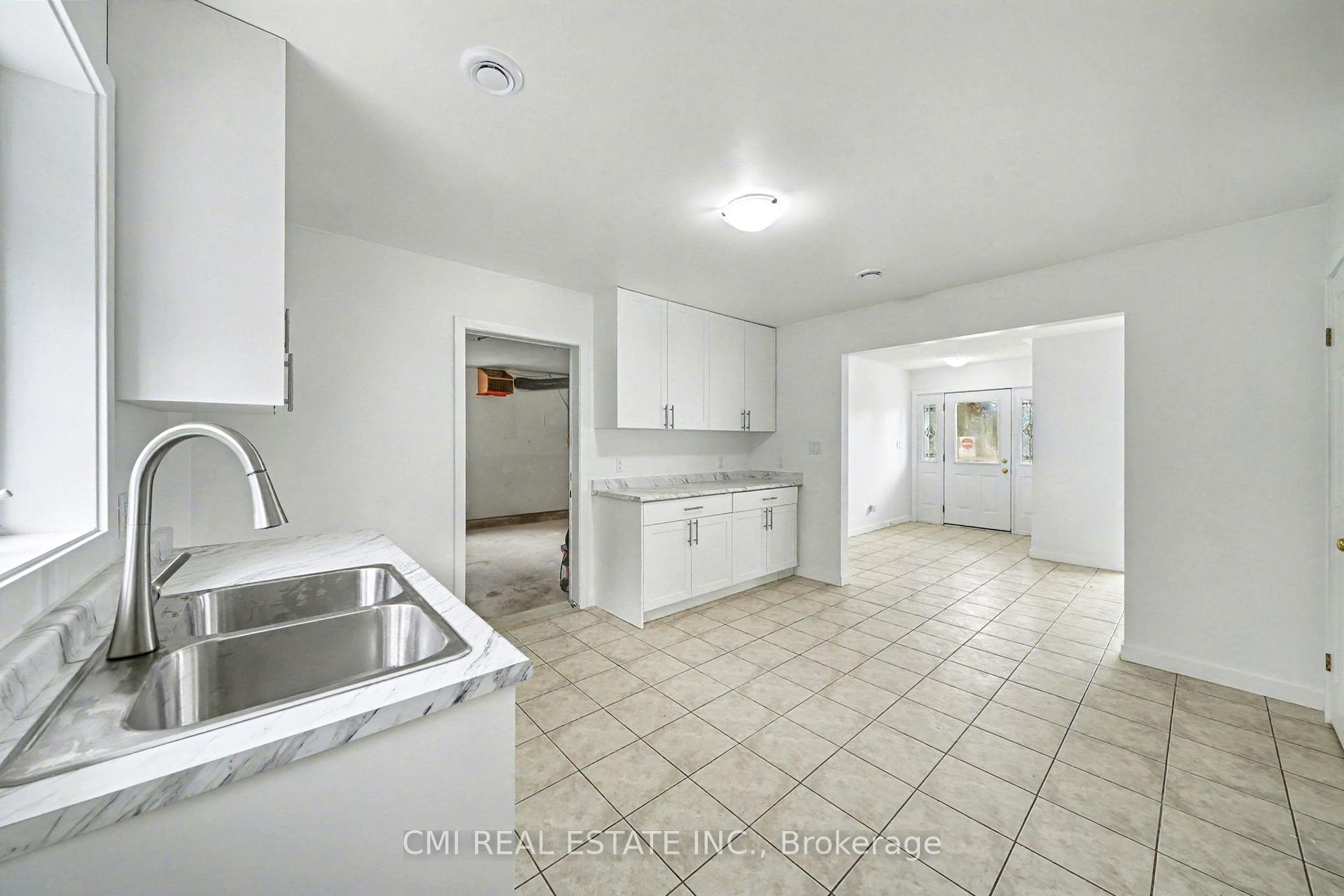 Photo 18 of 484 7th Avenue, Tay, Port McNicoll — HOMEH