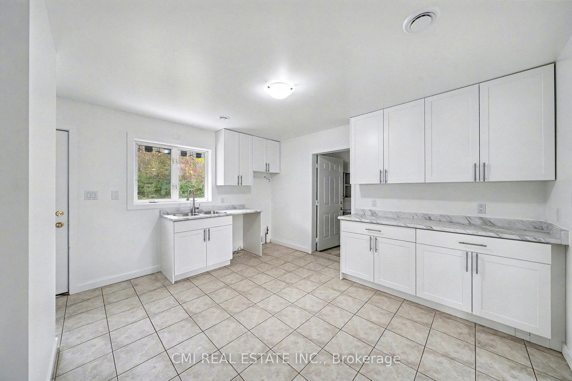 Photo 19 of 484 7th Avenue, Tay, Port McNicoll — HOMEH