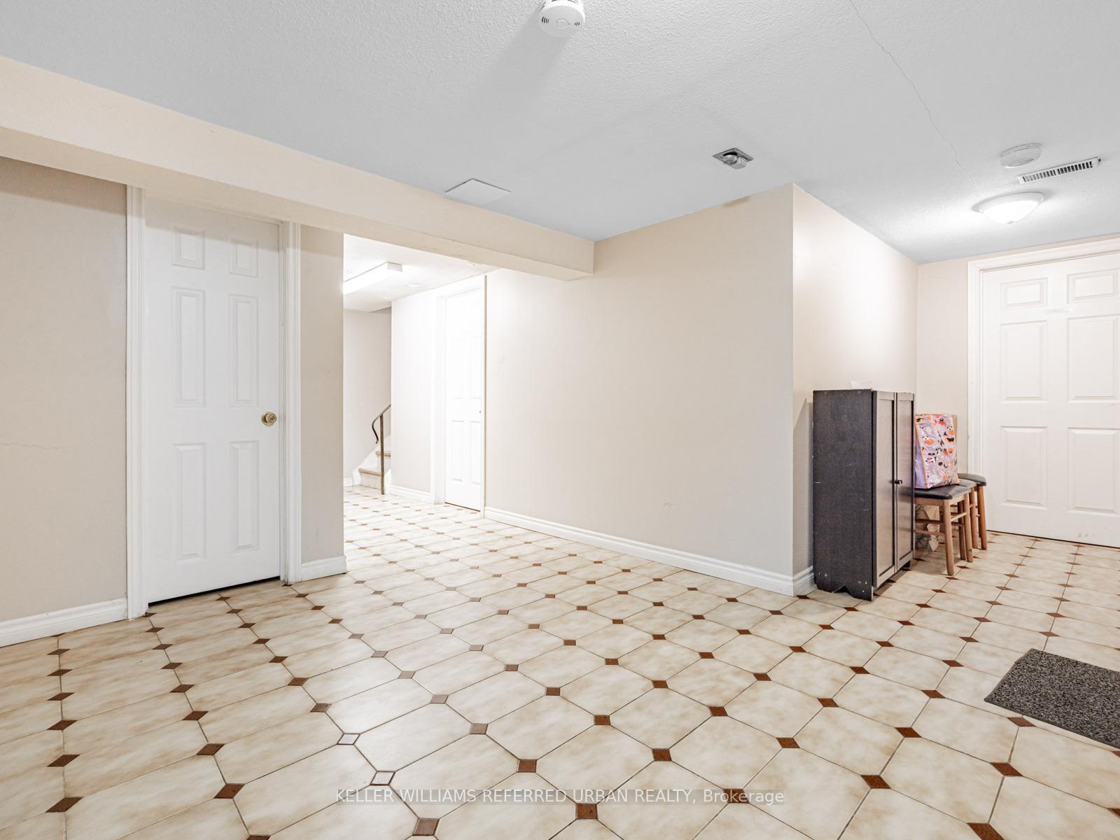 Photo 5 of Unit 1, 58 Ranee Avenue, Toronto, Englemount-Lawrence — HOMEH