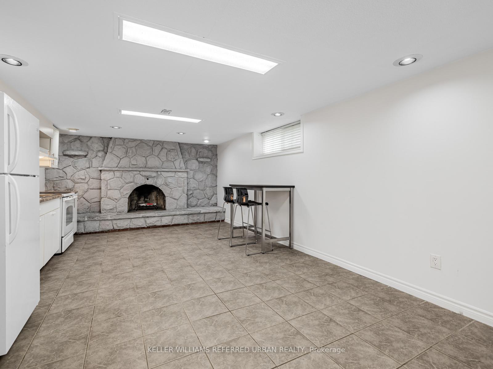 Photo 8 of Unit 1, 58 Ranee Avenue, Toronto, Englemount-Lawrence — HOMEH
