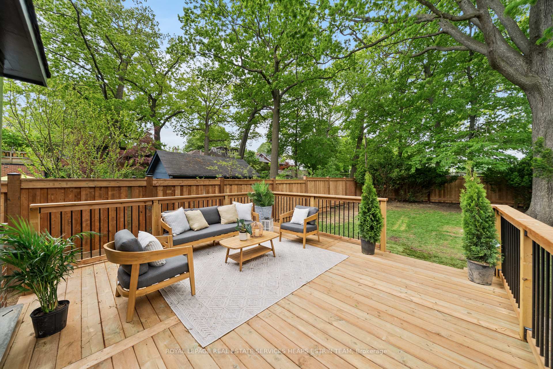 Photo 8 of 156 Welland Avenue, Toronto, Rosedale-Moore Park — HOMEH