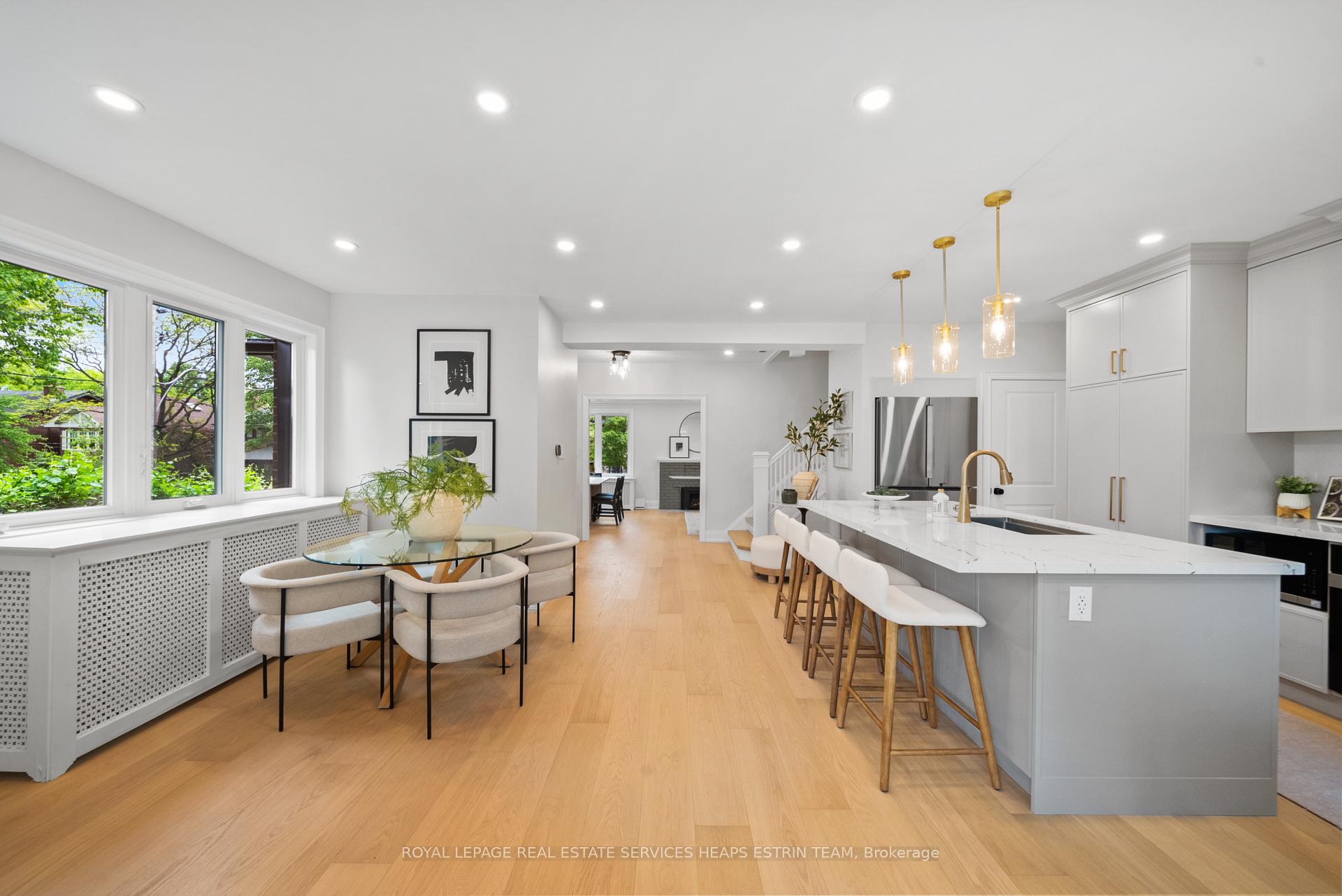 Photo 12 of 156 Welland Avenue, Toronto, Rosedale-Moore Park — HOMEH