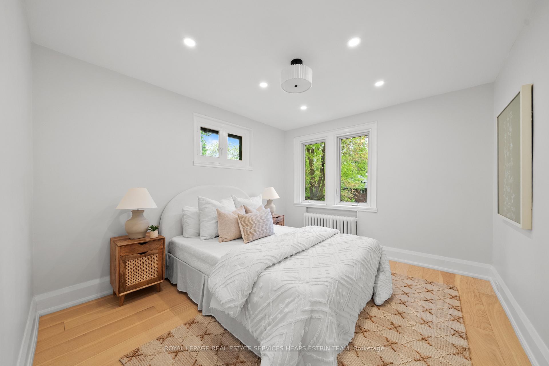 Photo 29 of 156 Welland Avenue, Toronto, Rosedale-Moore Park — HOMEH
